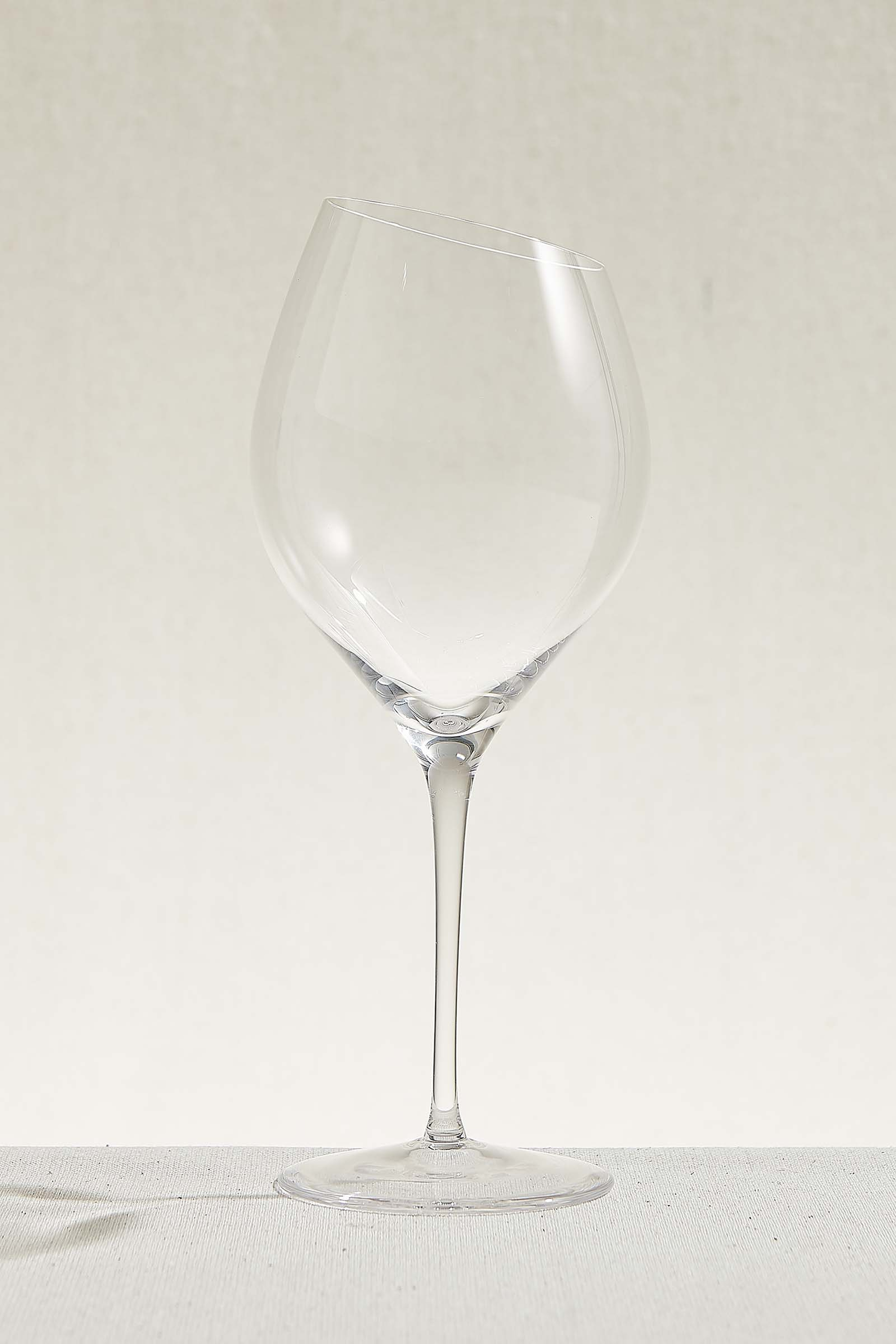 Orbit Red Wine Glass