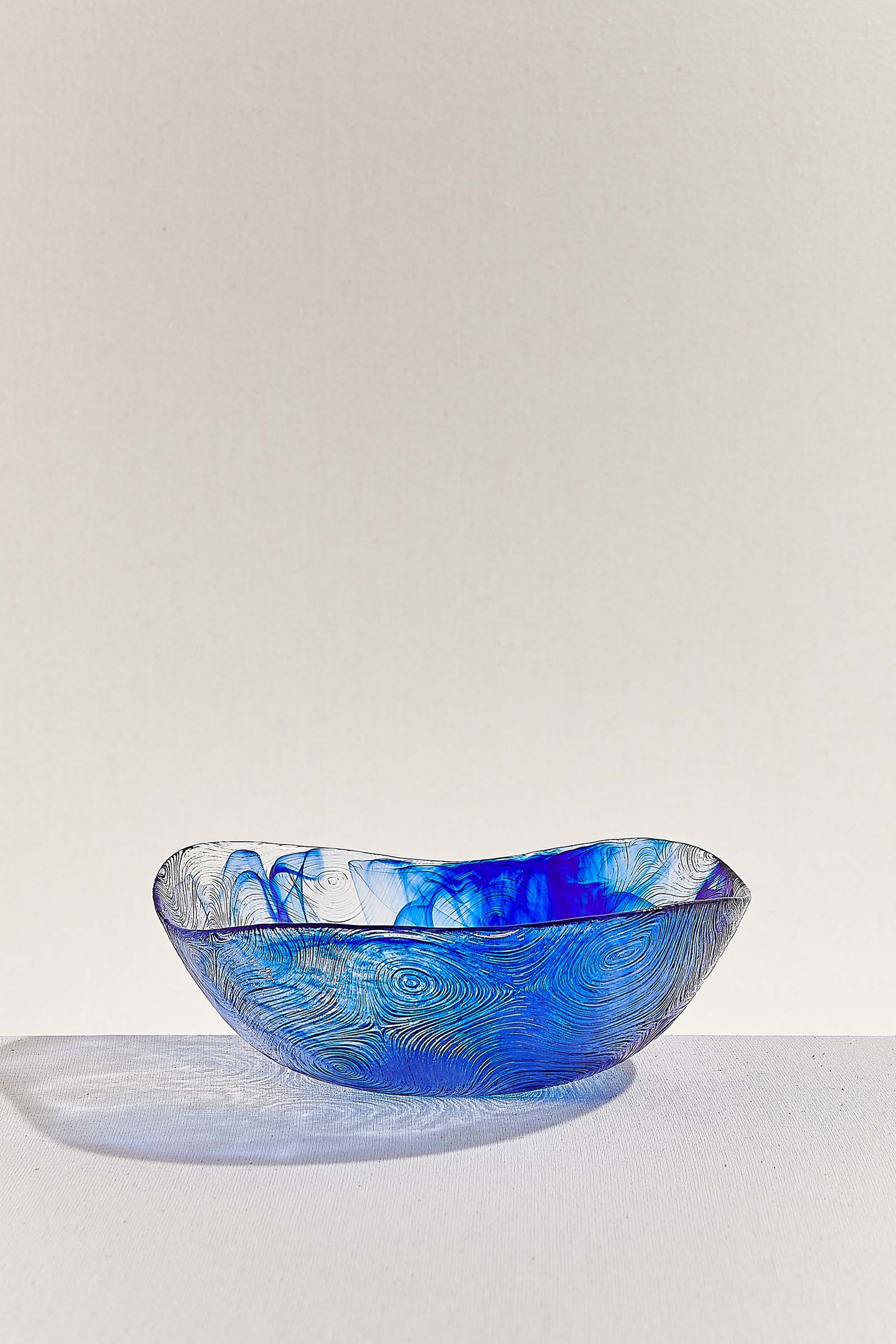 Blue Linden Batik Bowl 24 Cm