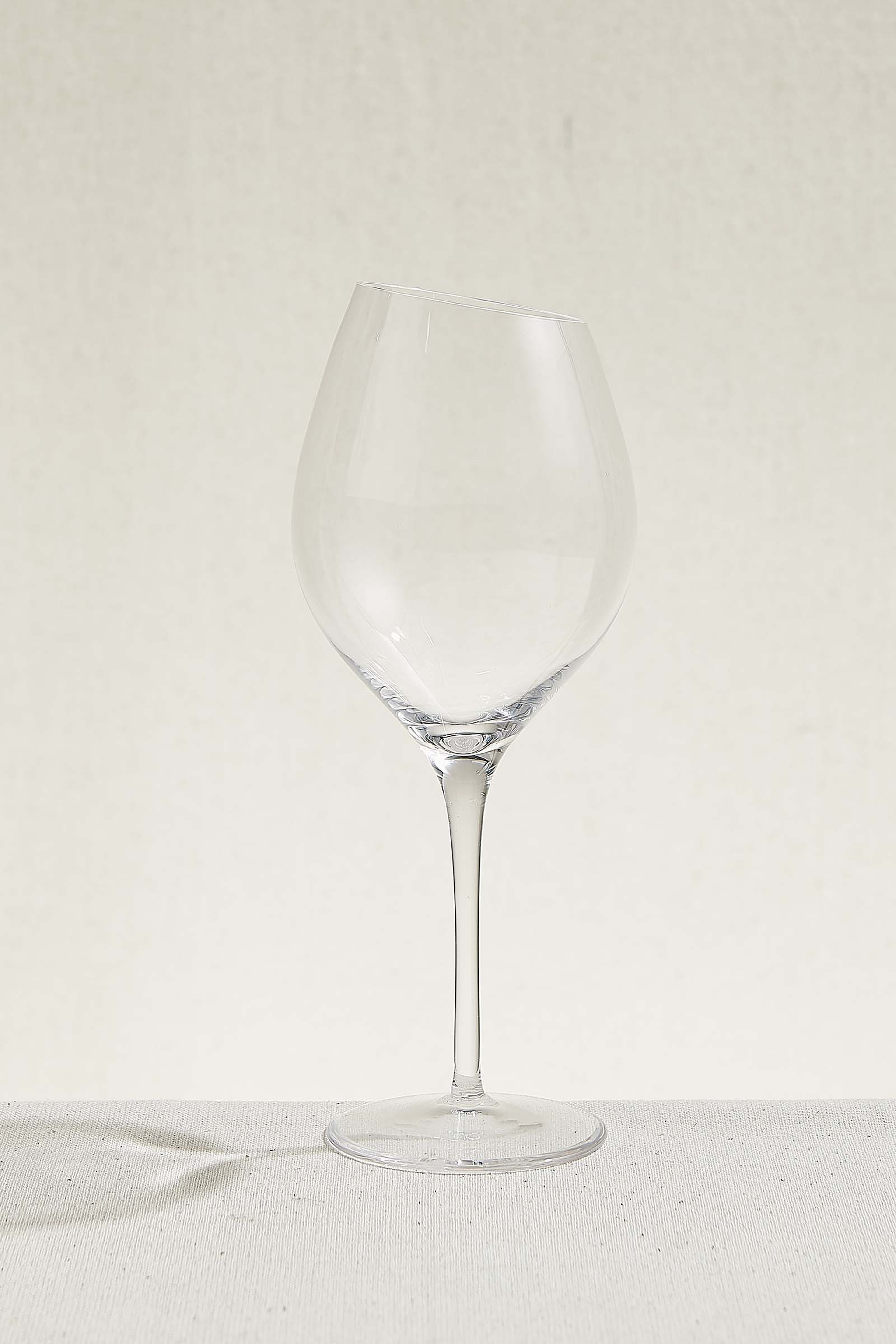 Orbit White Wine Glass