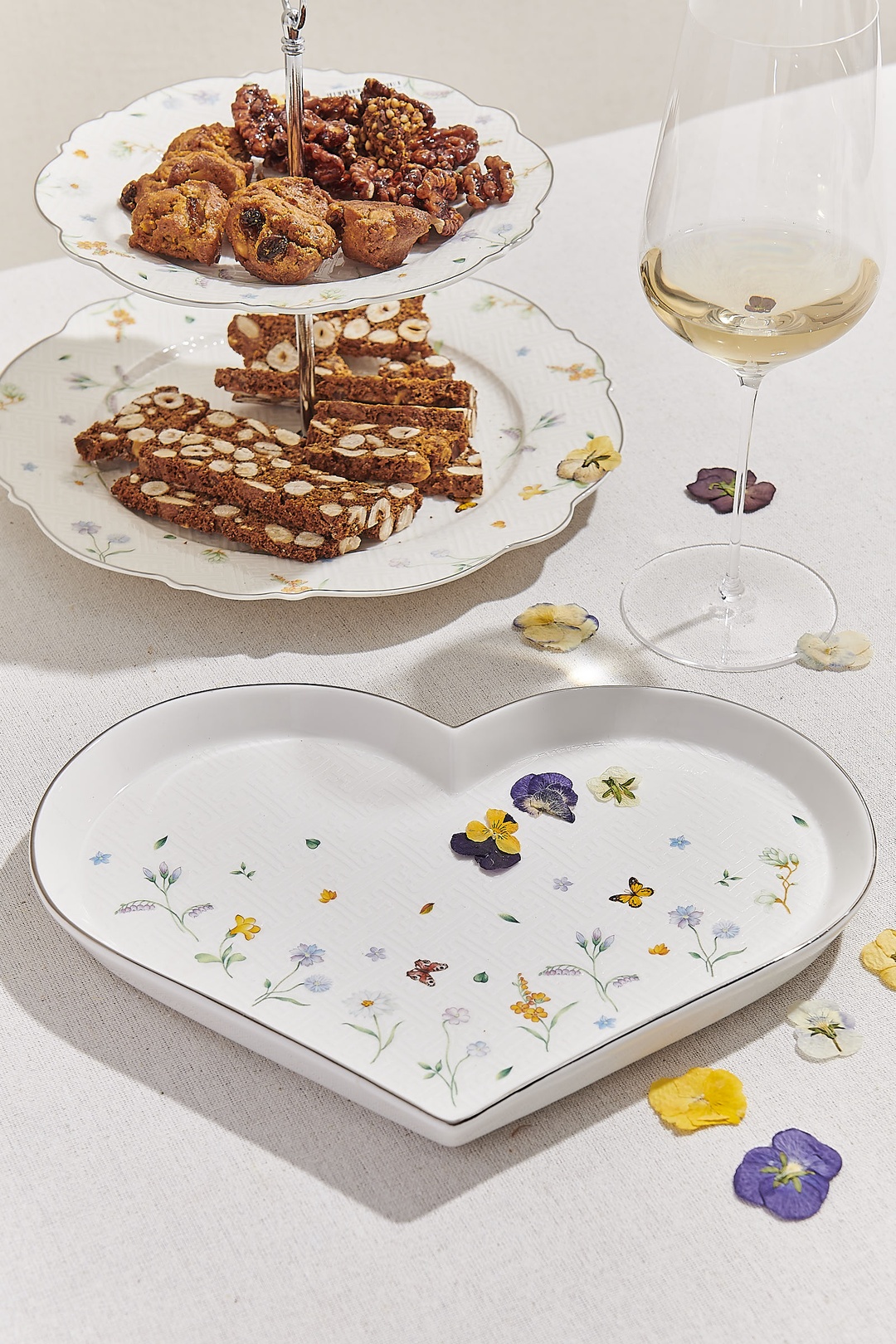 Petite Fleur Kalp Porselen Servis Tabağı