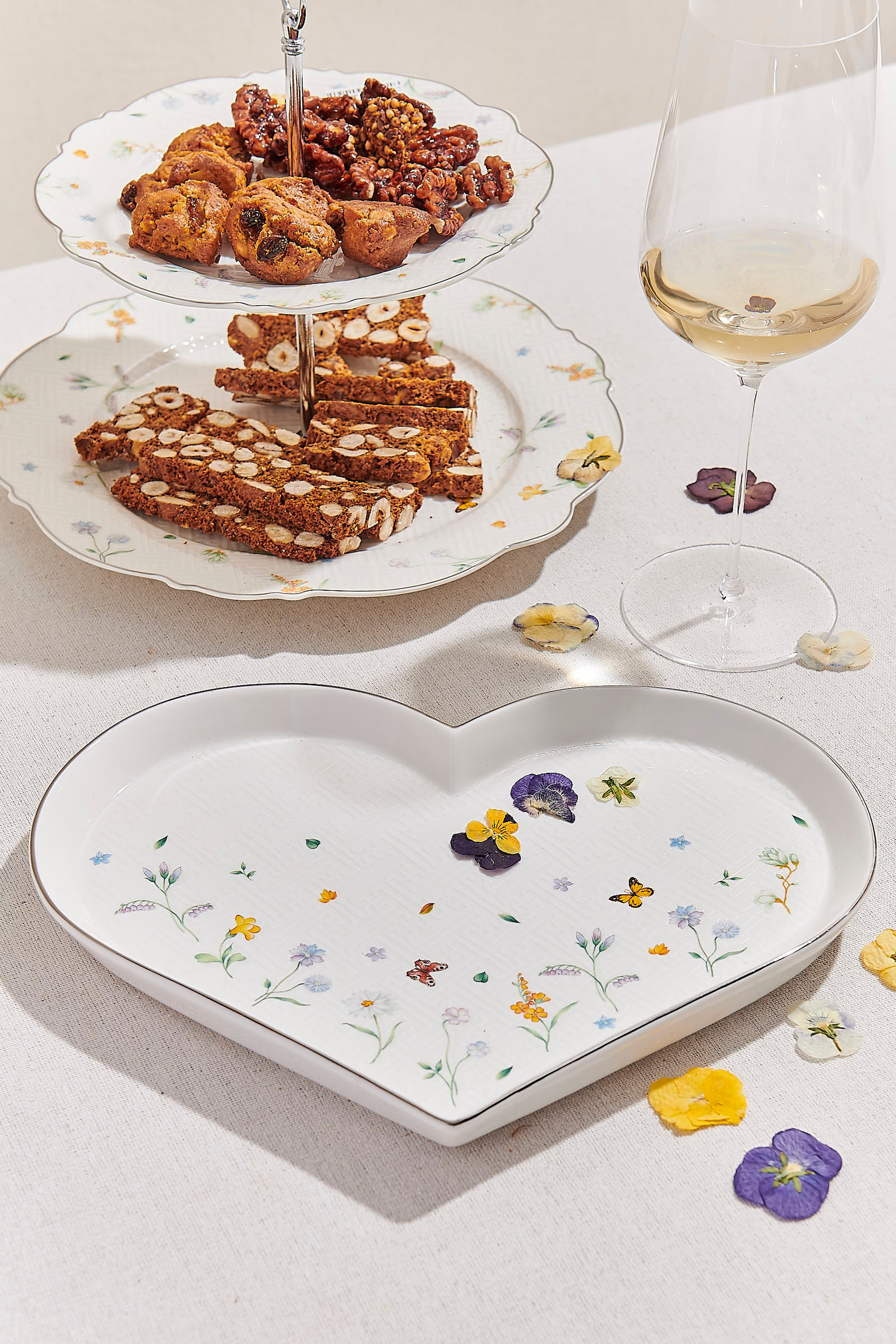 Petite Fleur Kalp Porselen Servis Tabağı
