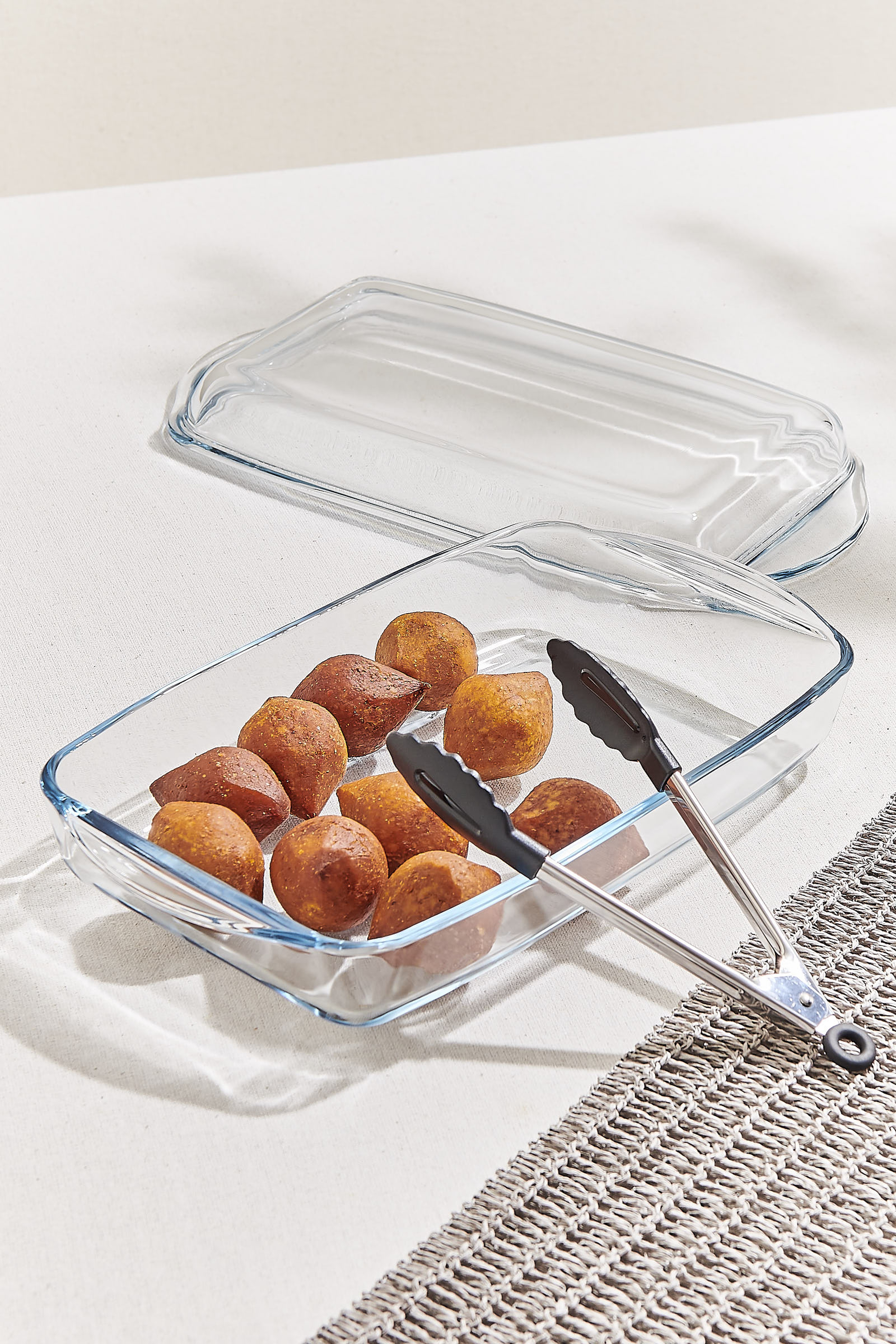 Rectangular Oven Container with Lid 2 lt