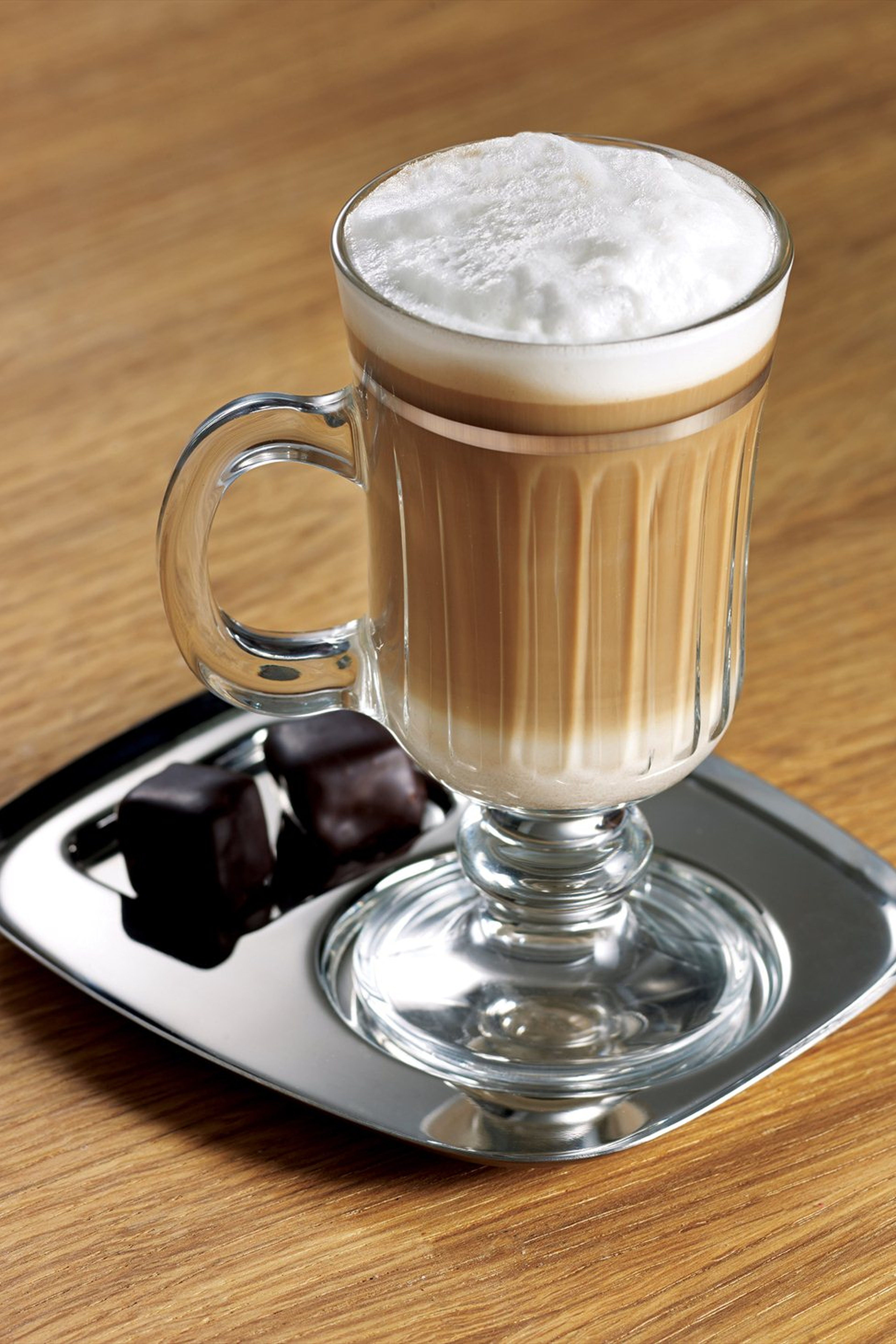 Meraklısına Latte Bardağı Metal Tabaklı