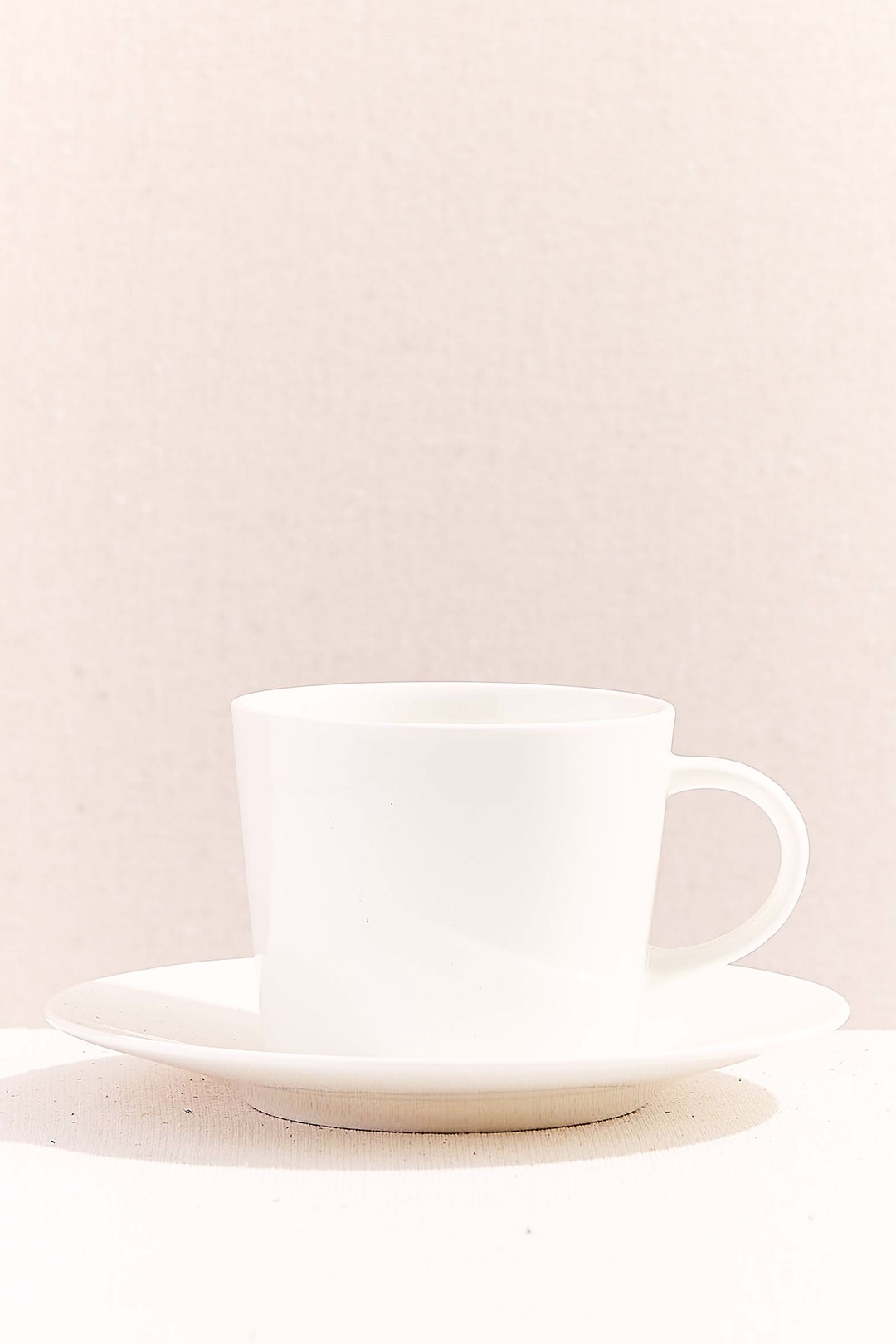 Blank 2 Porselen Çay Fincanı Beyaz