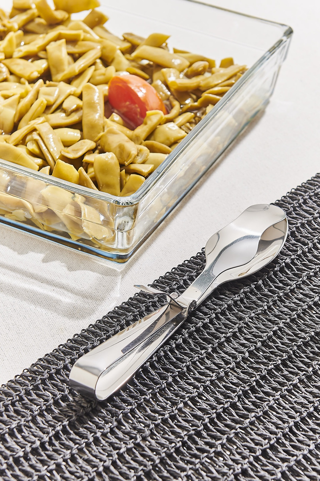 Universal Servis Maşası