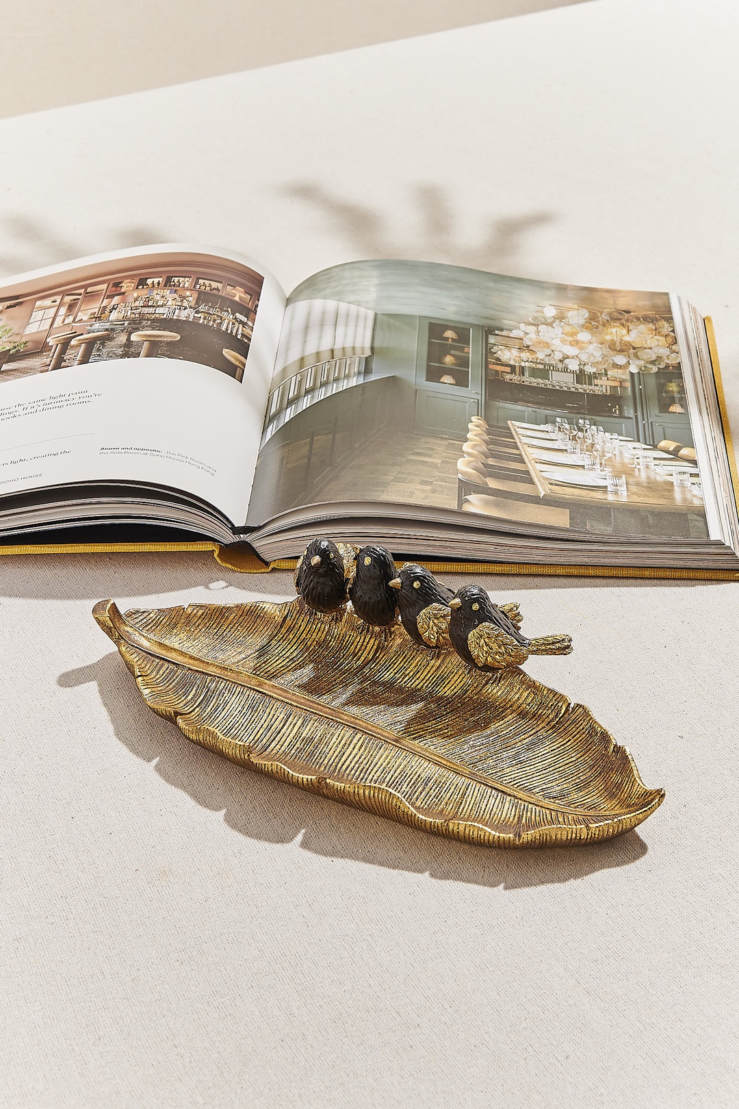 Birdy Leaf Dekoratif Tabak Gold
