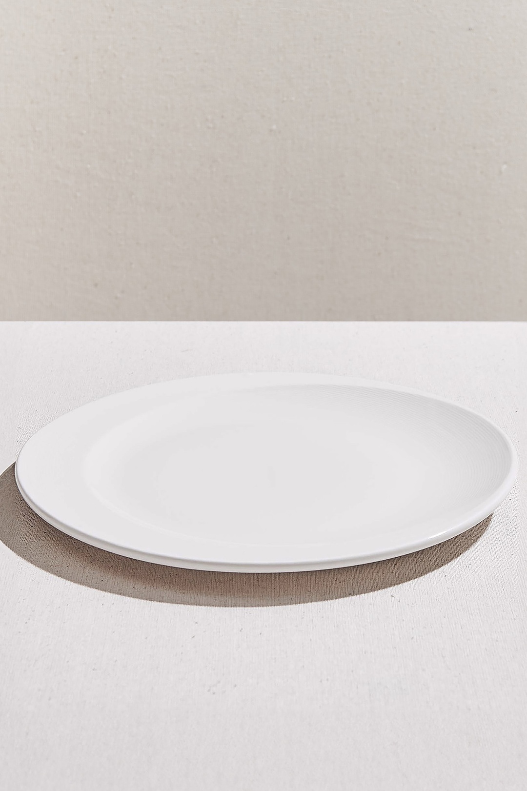 Bistro Porselen Yemek Tabağı