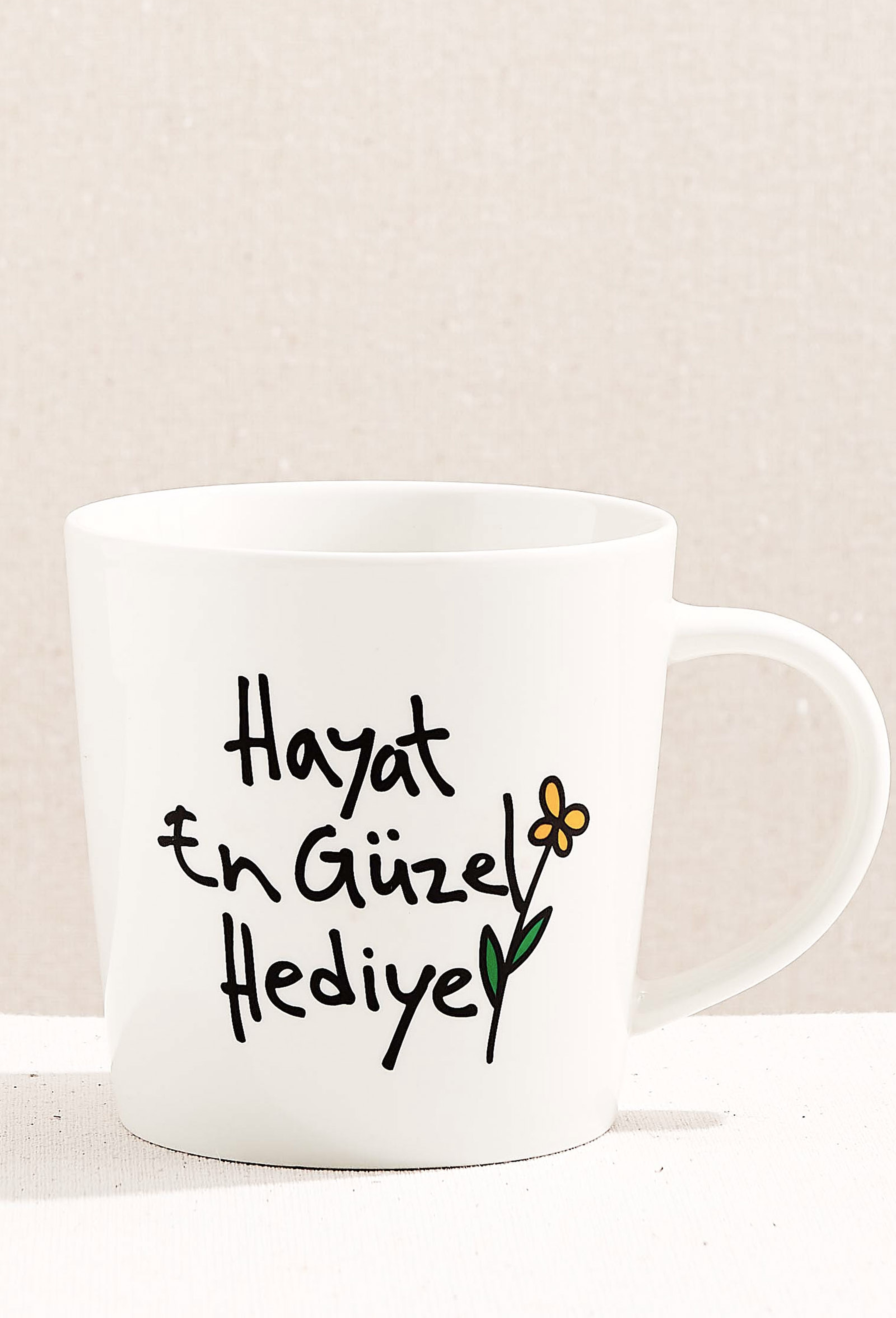 Hayat En Güzel Hediye Porselen Kupa