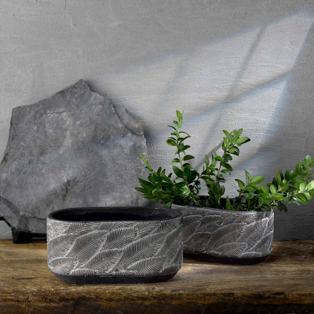 Hazan Beton Saksı M Füme