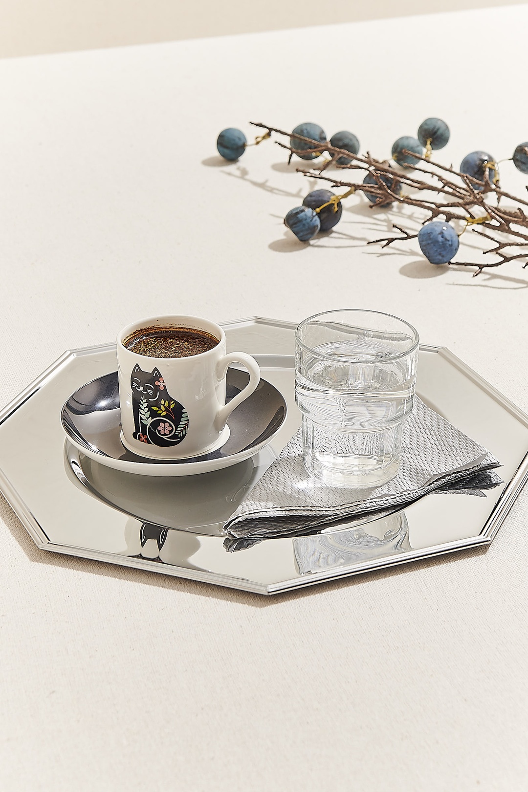 Kitty Porselen Espresso Fincanı Siyah Beyaz