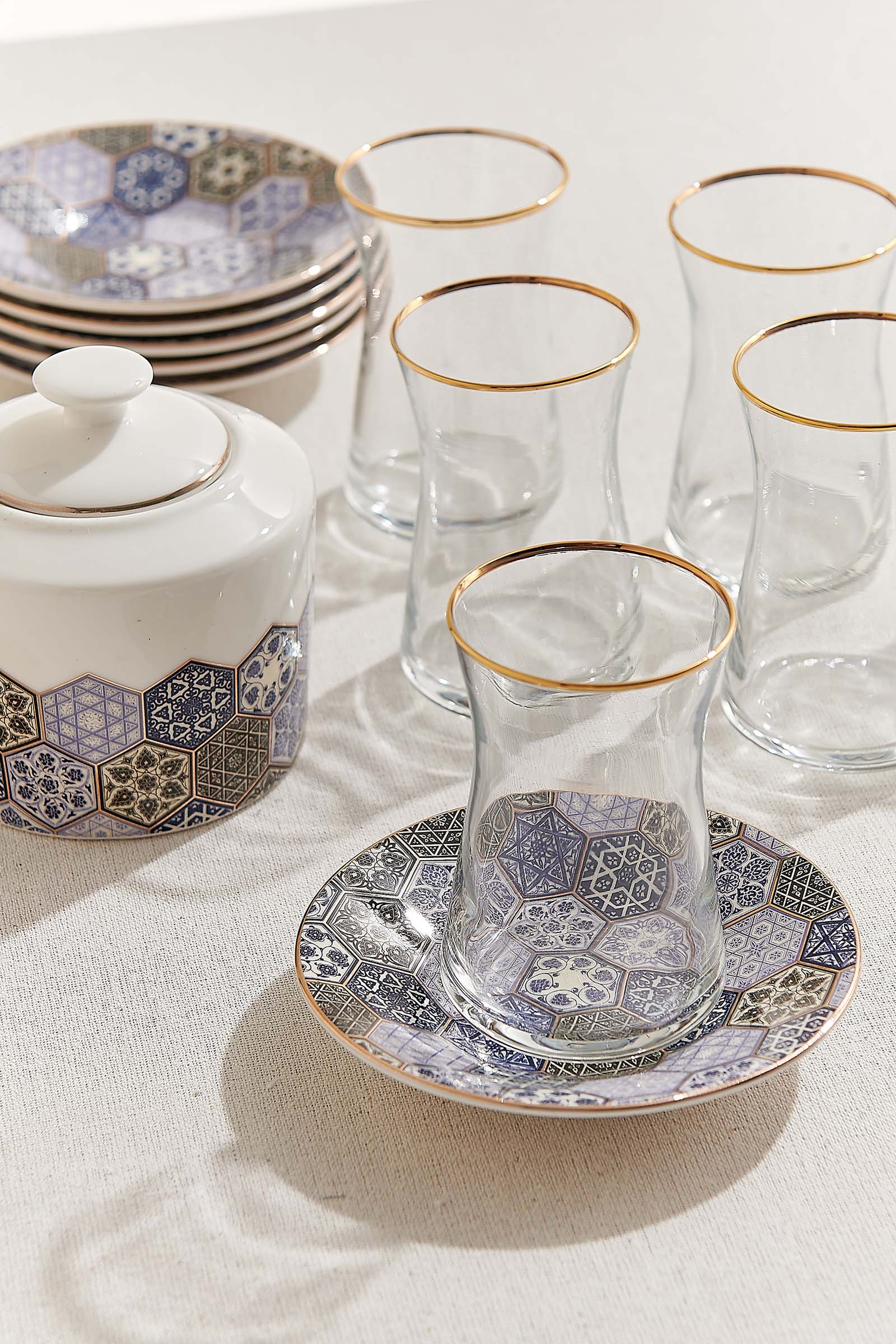Tiled Tea Set