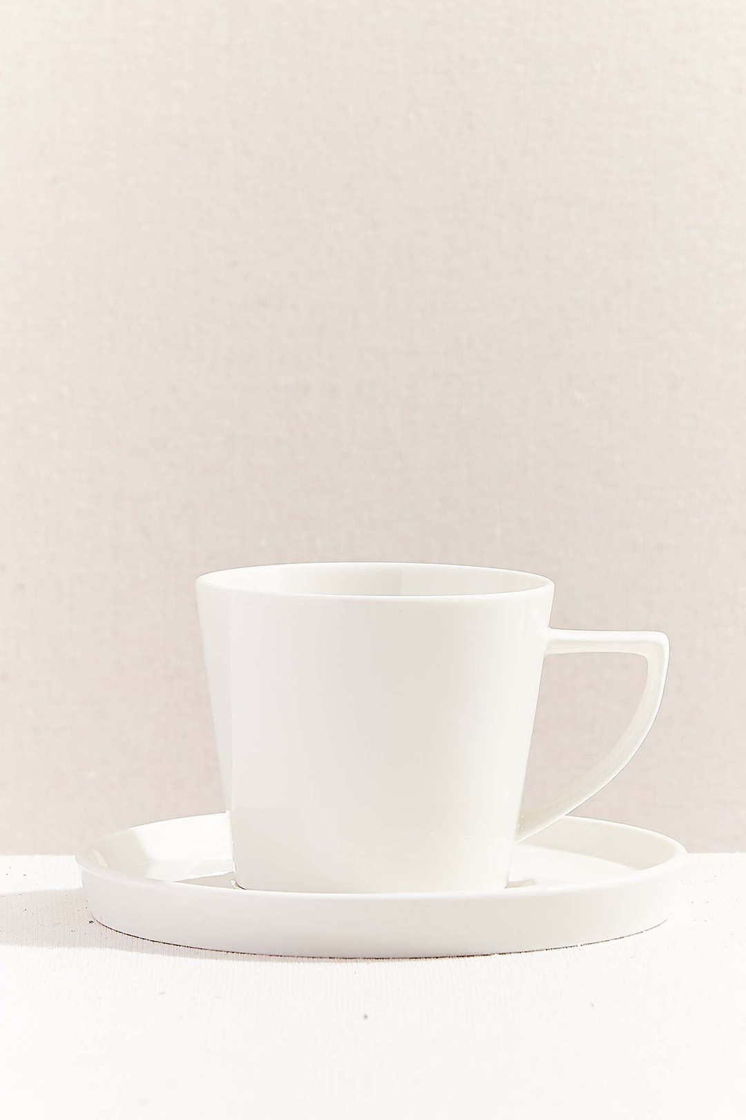 Solid Porselen Çay Fincanı Beyaz