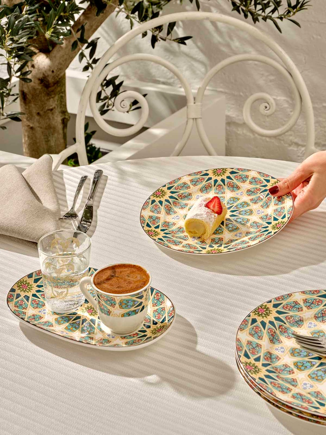 Palas Porselen Pasta Tabağı