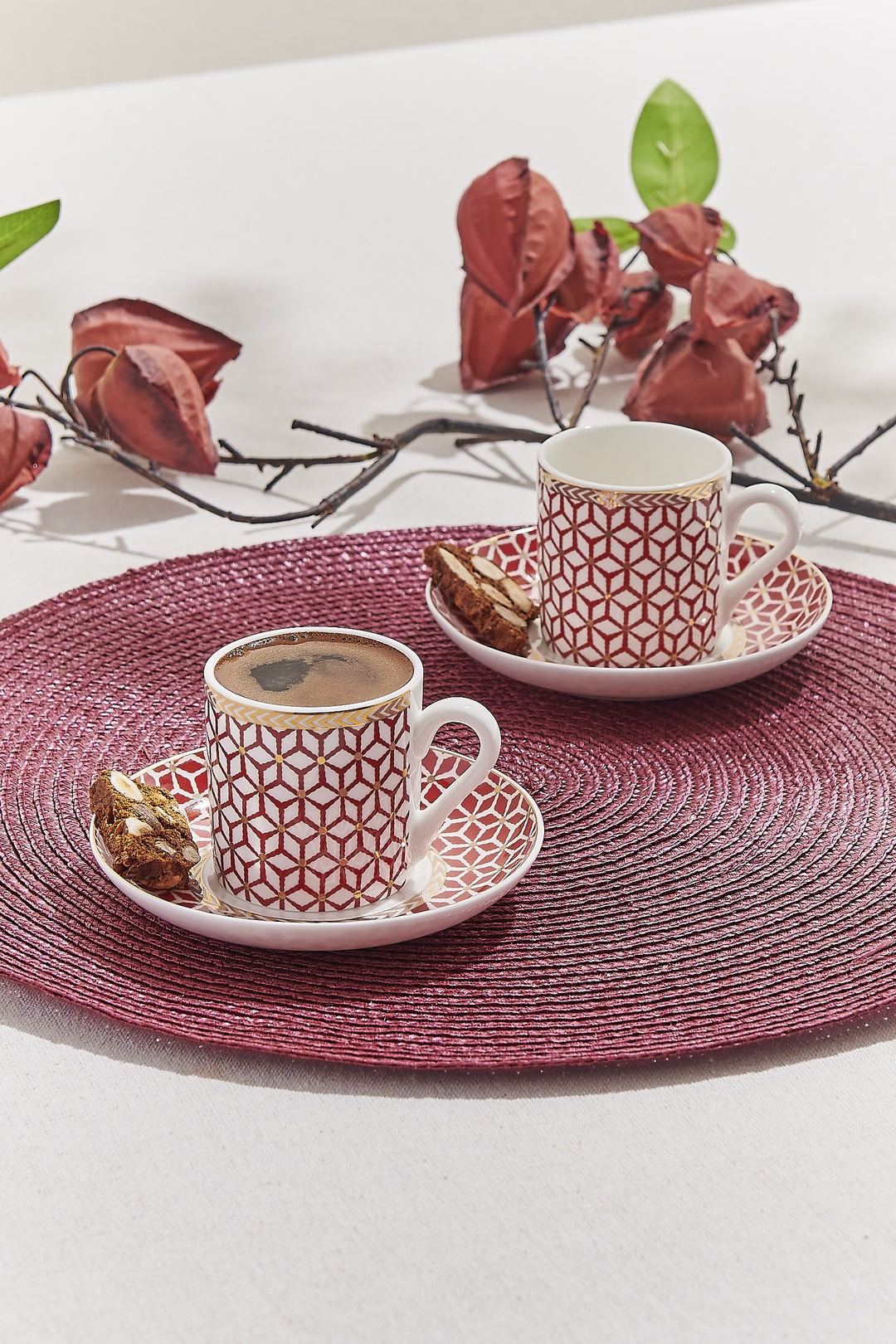 Nezaket Porselen Espresso Fincan Seti 2'li Kırmızı