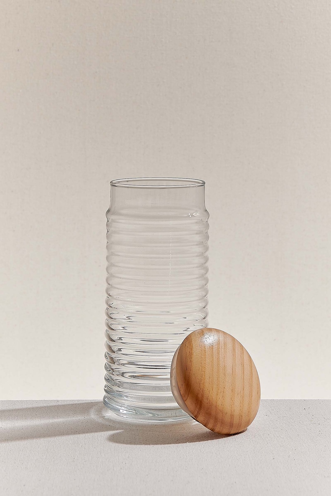 Ahşap Kapaklı Kavanoz 22 cm