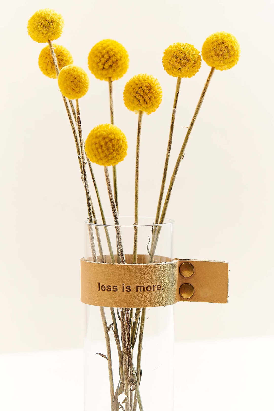 Less Is More Deri Vazo
