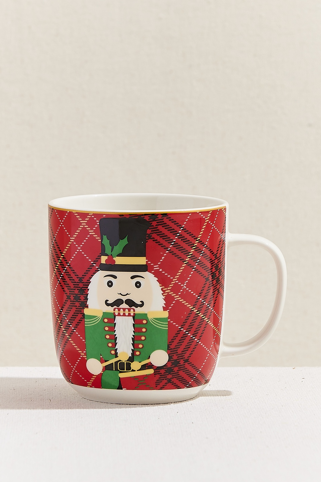 Nutcracker Porselen Kupa Kırmızı