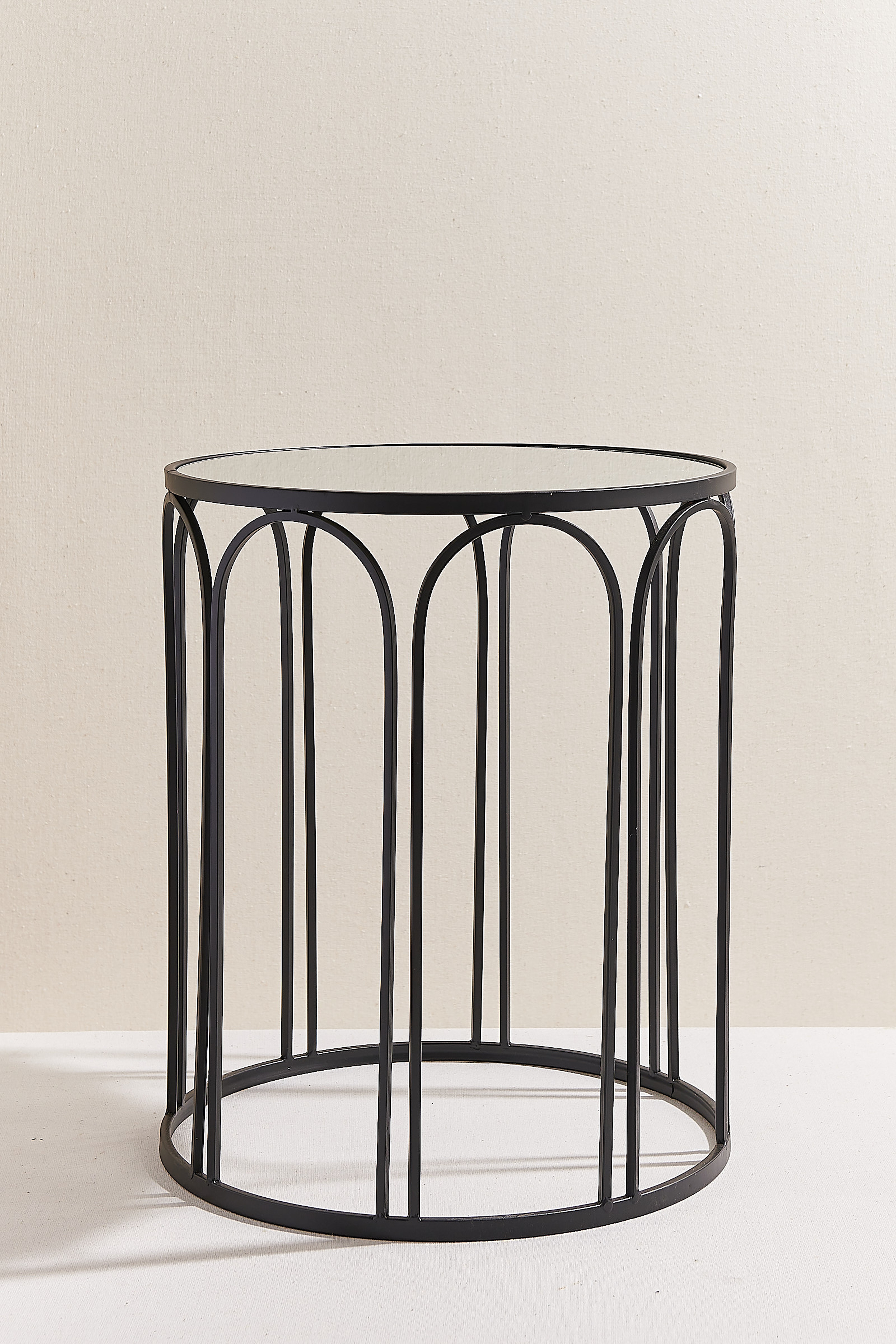 Arch Metal Sehpa S