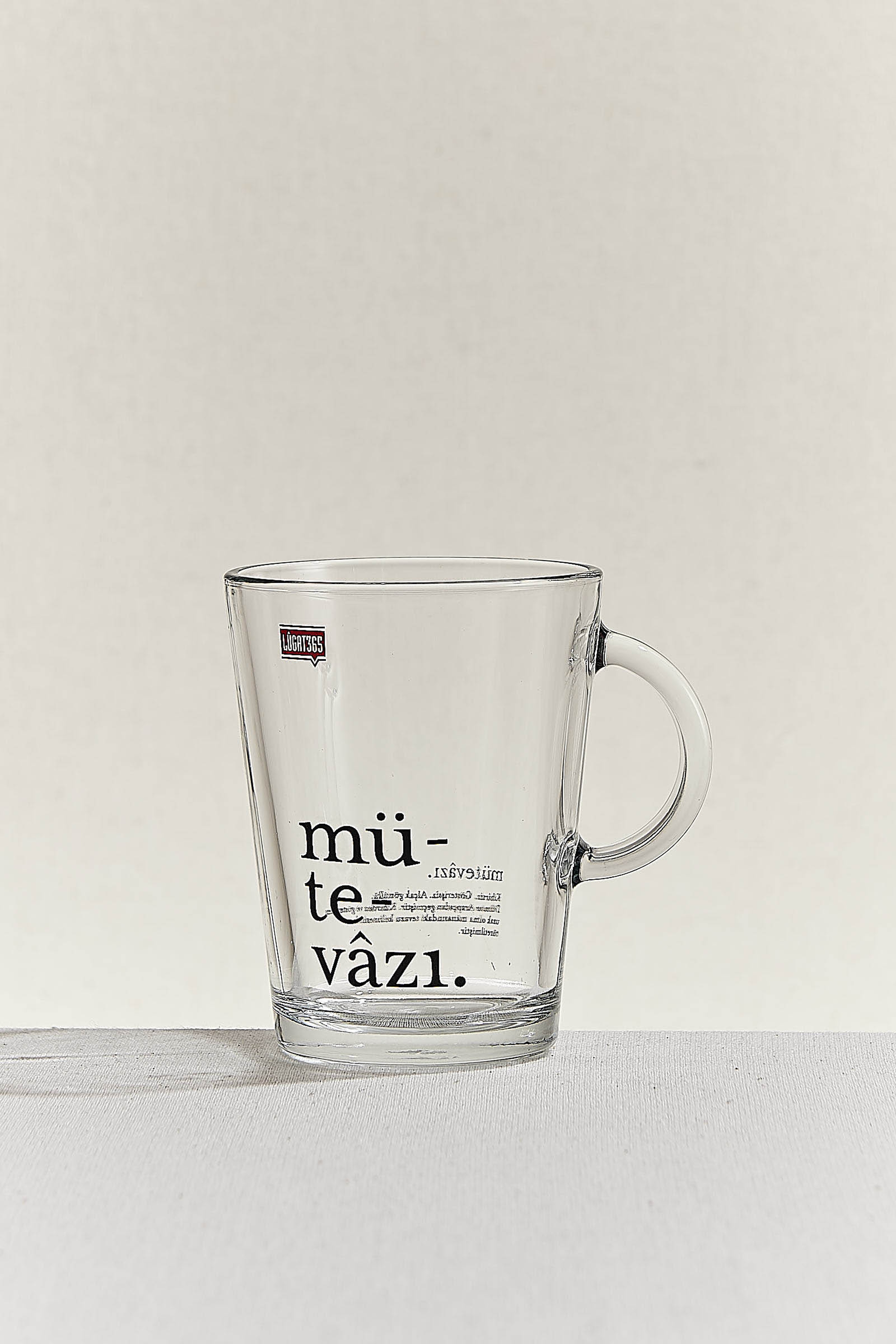 Lügat 365 Mütevazı Kupa
