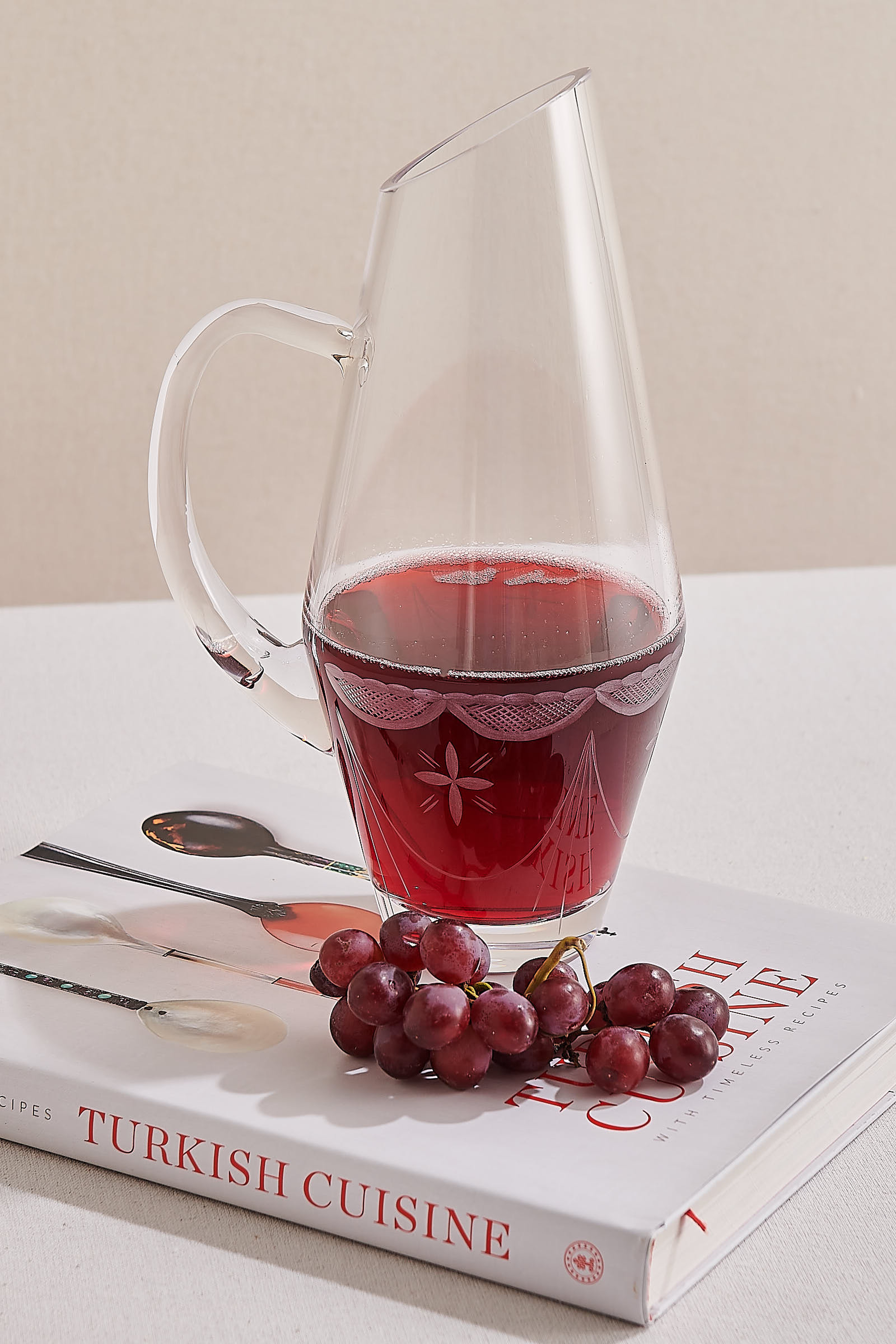 Lilly Carafe 1.6 lt