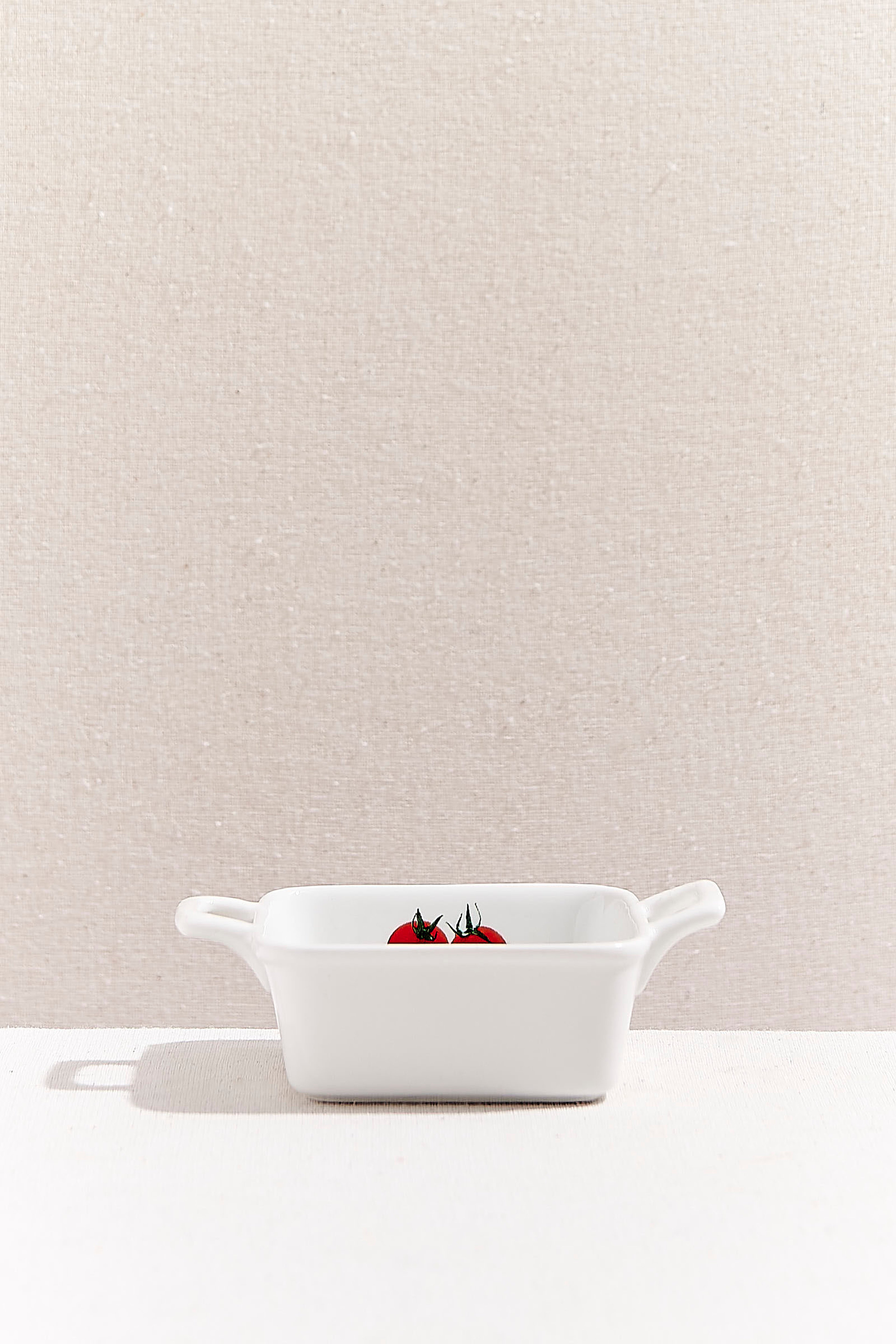 Tere Porcelain Eared Mini Plate
