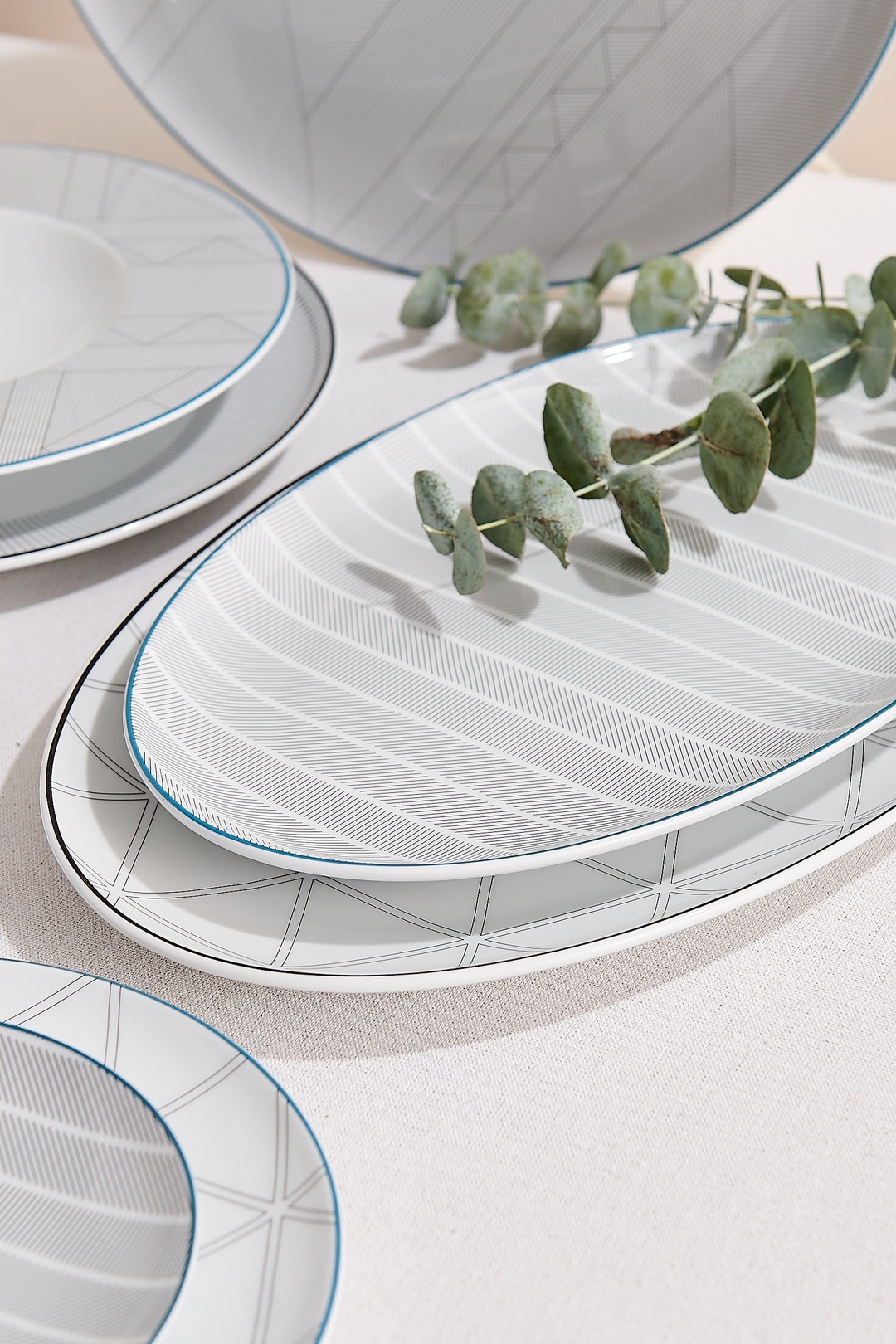 Orquestra Porselen Oval Servis Tabağı Küçük Krem Gri Fiyatı