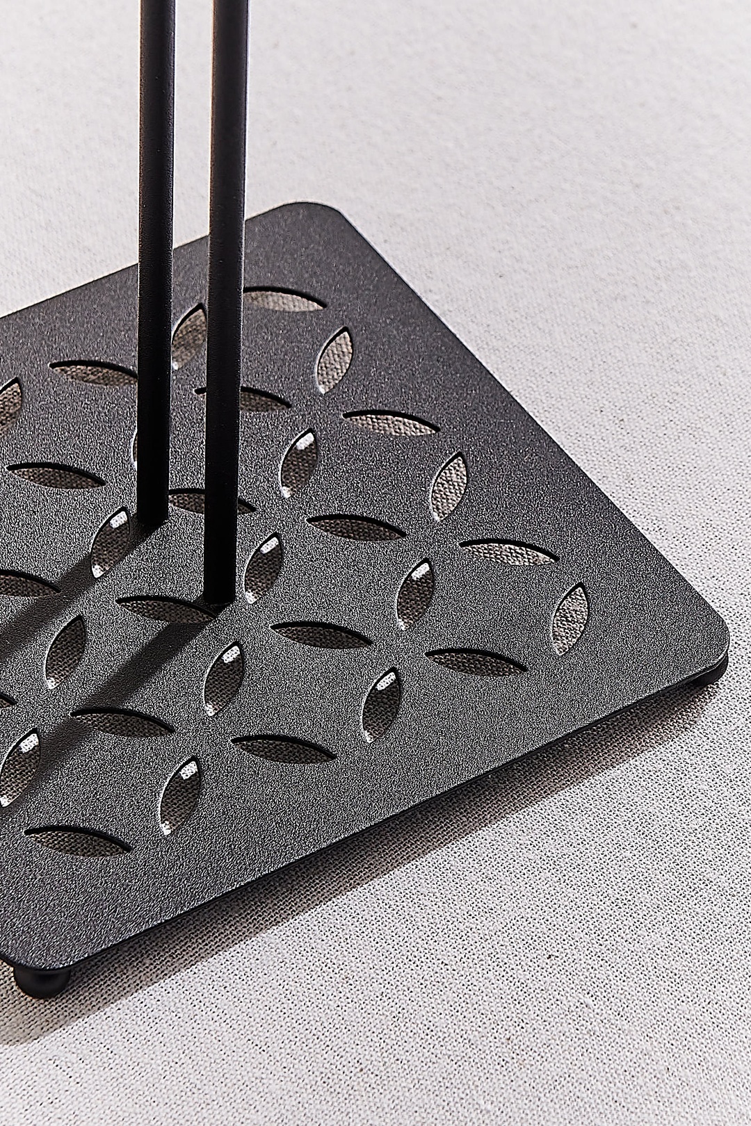 Petal Metal Kağıt Havluluk Siyah