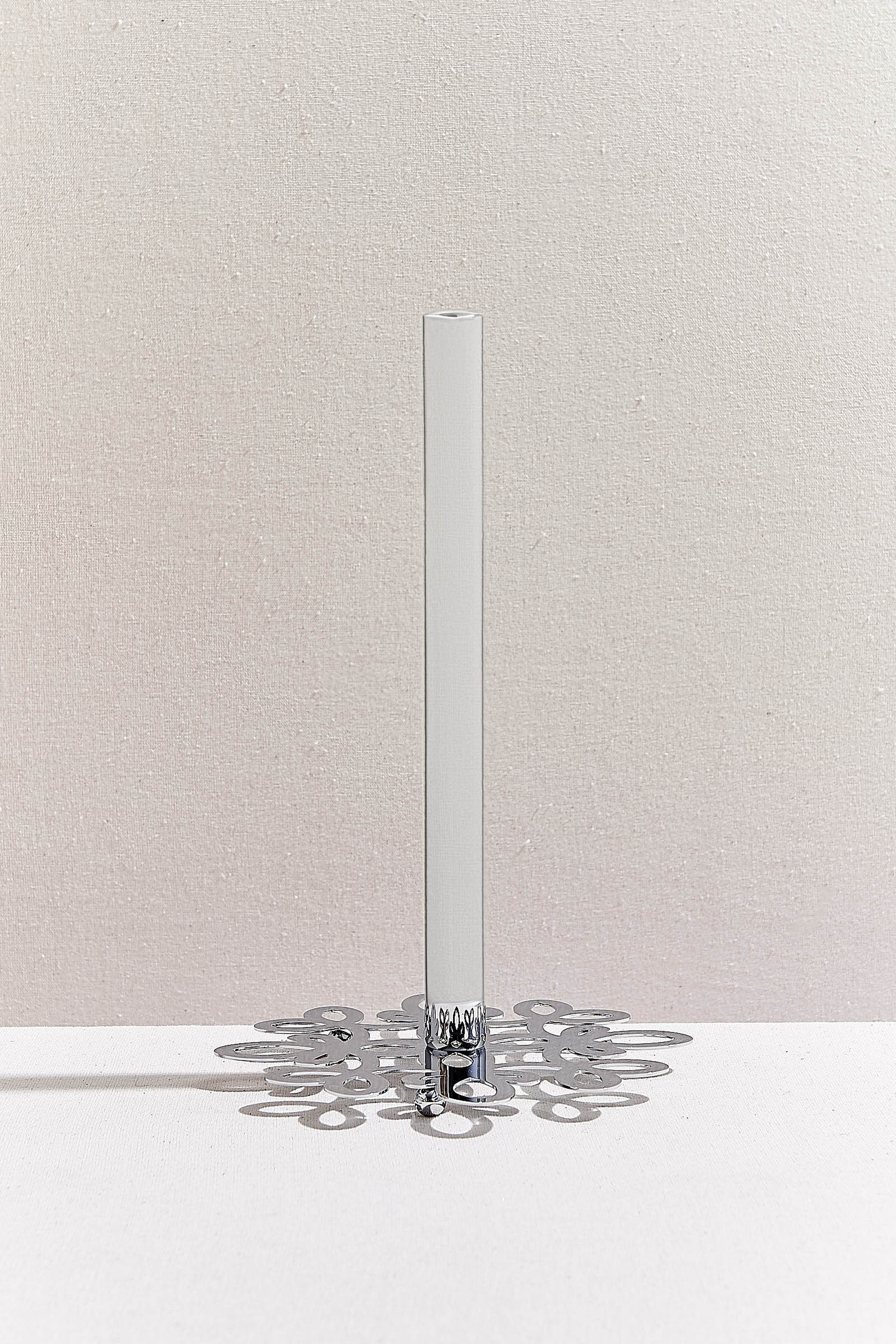 Flora Metal Paper Towel Holder