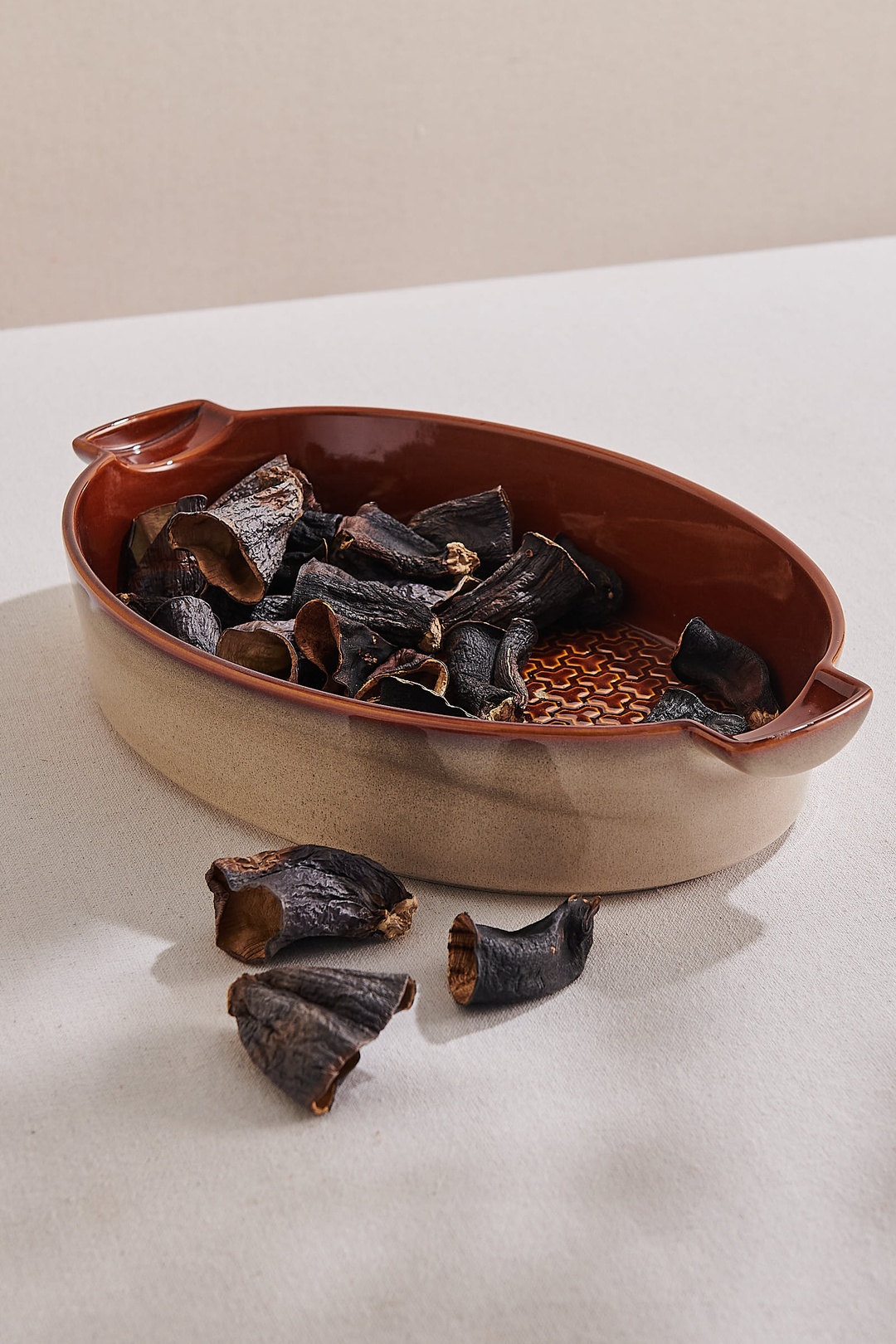 Petek Seramik Oval Fırın Kabı 38.5 cm Amber