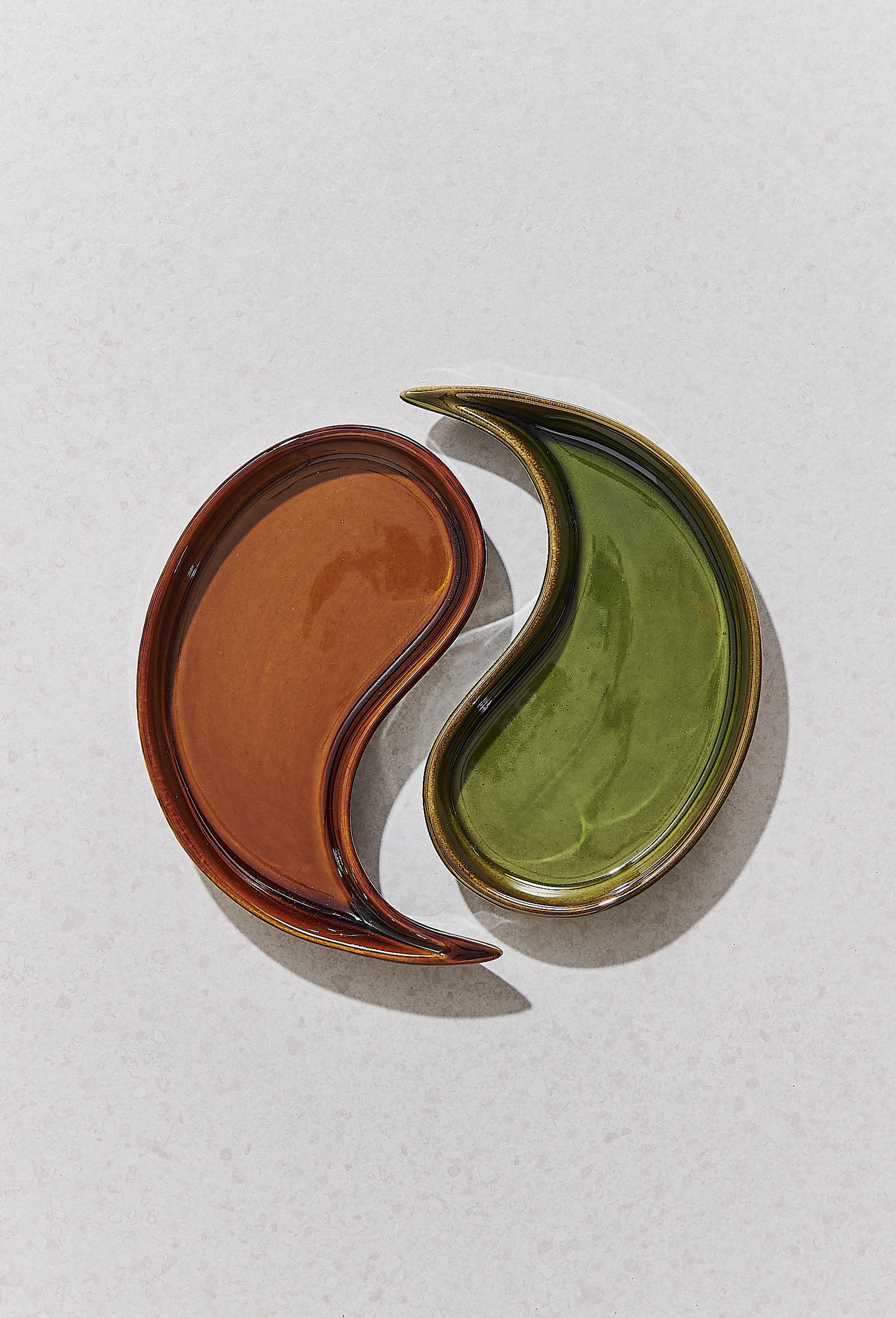 Yinyang 2 Ceramic Cookie Holder Set of 2