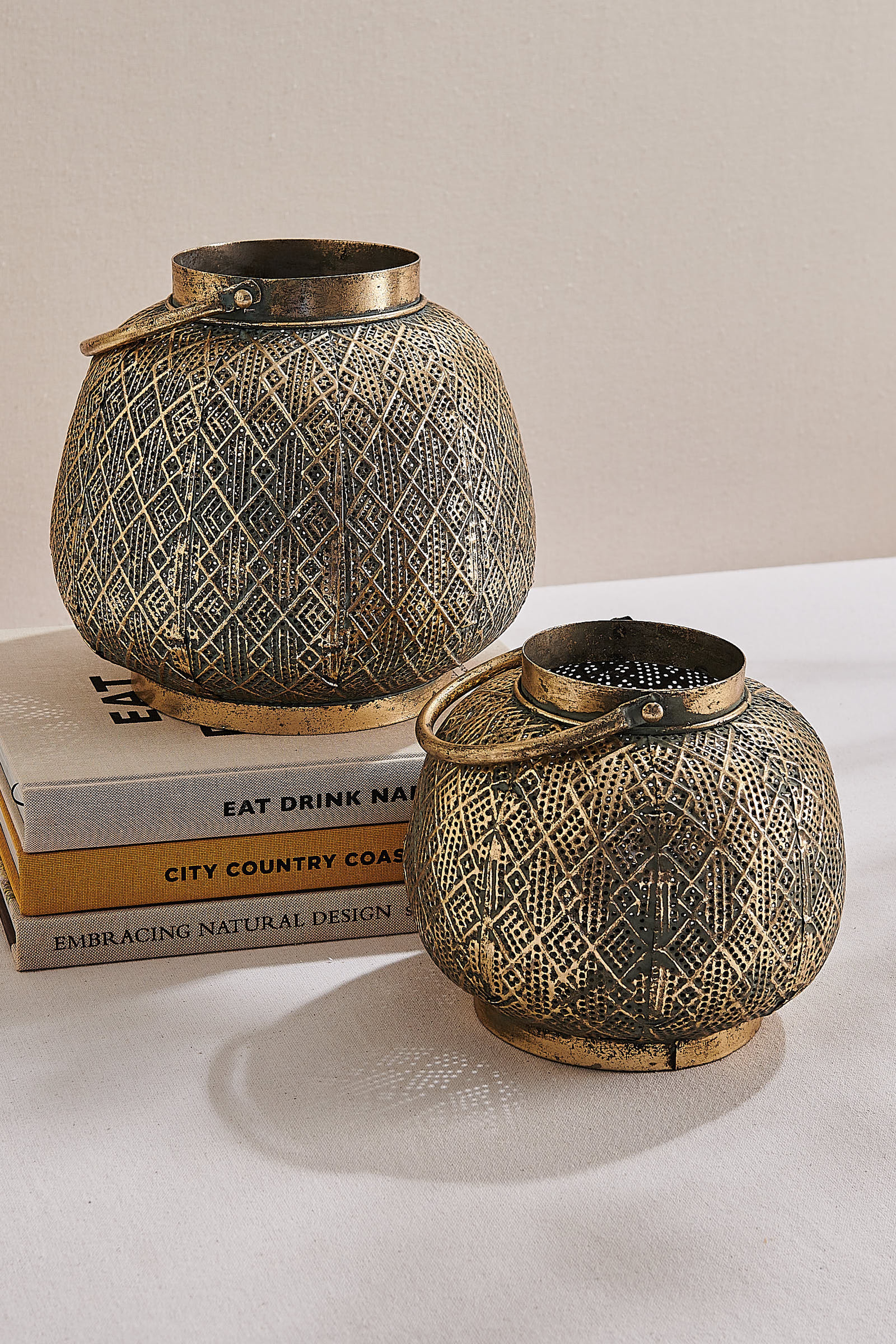Motif Metal Mumluk L