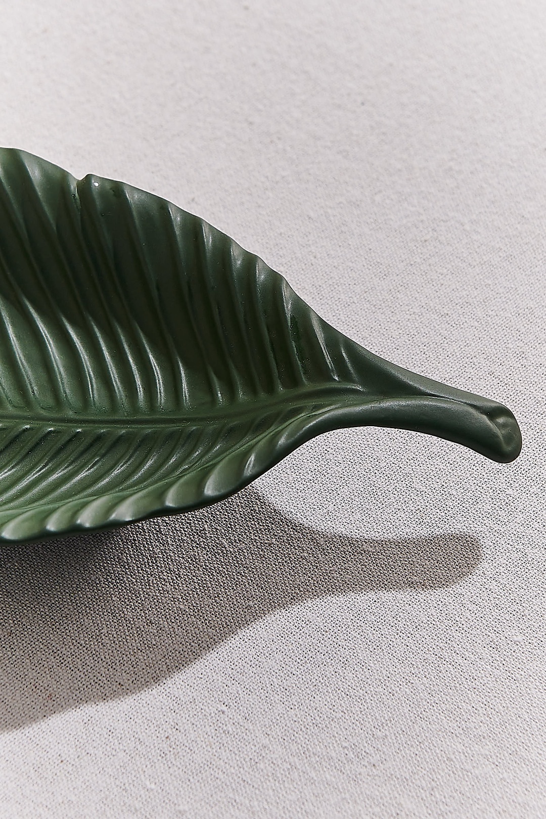 Leaf 3 Seramik Dekoratif Tabak