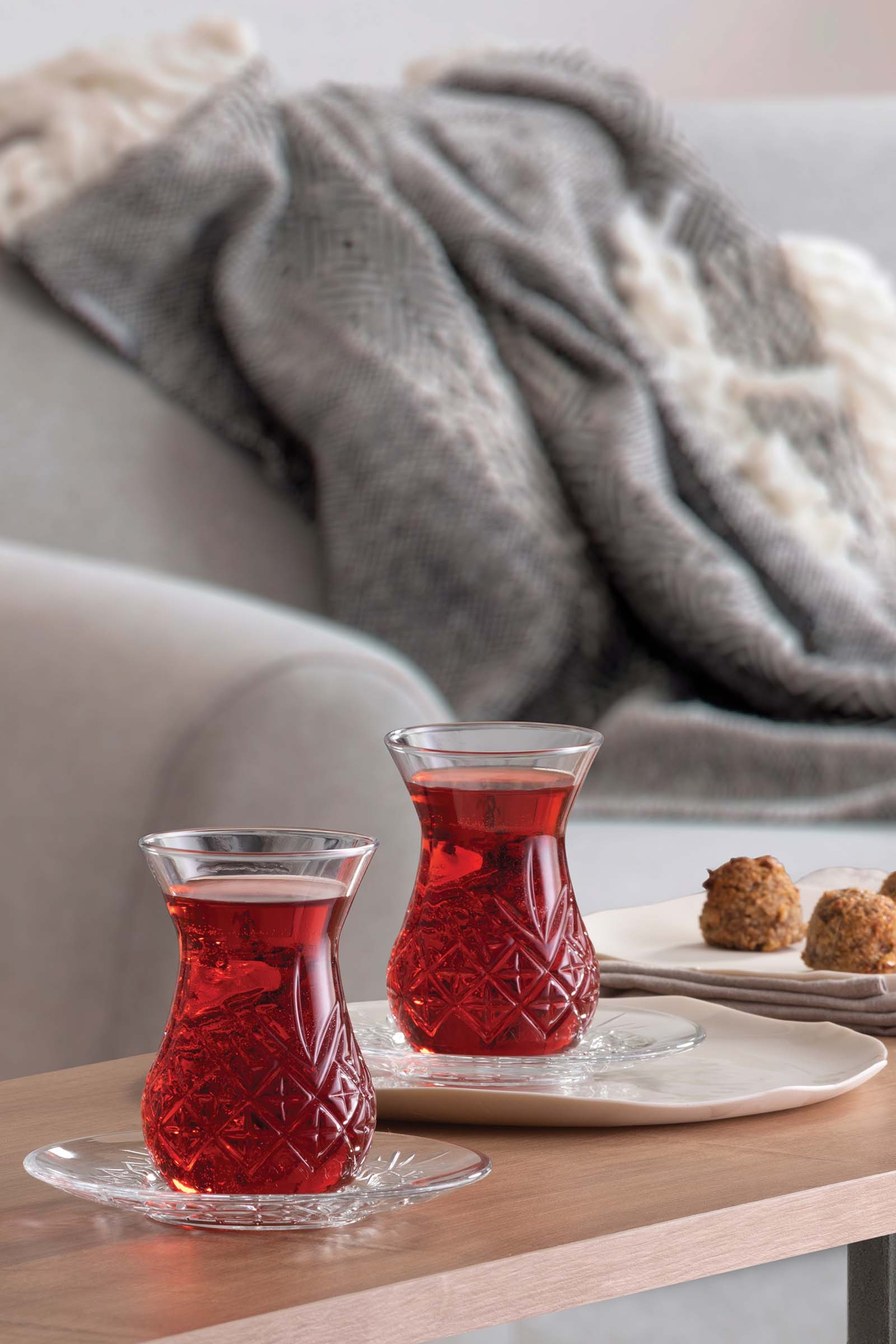 Timeless Tea Set of 6
