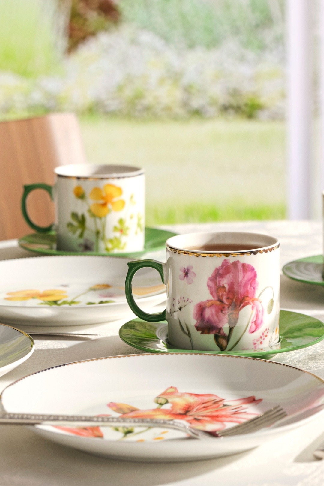 Flora Porselen Çay Fincanı Turuncu