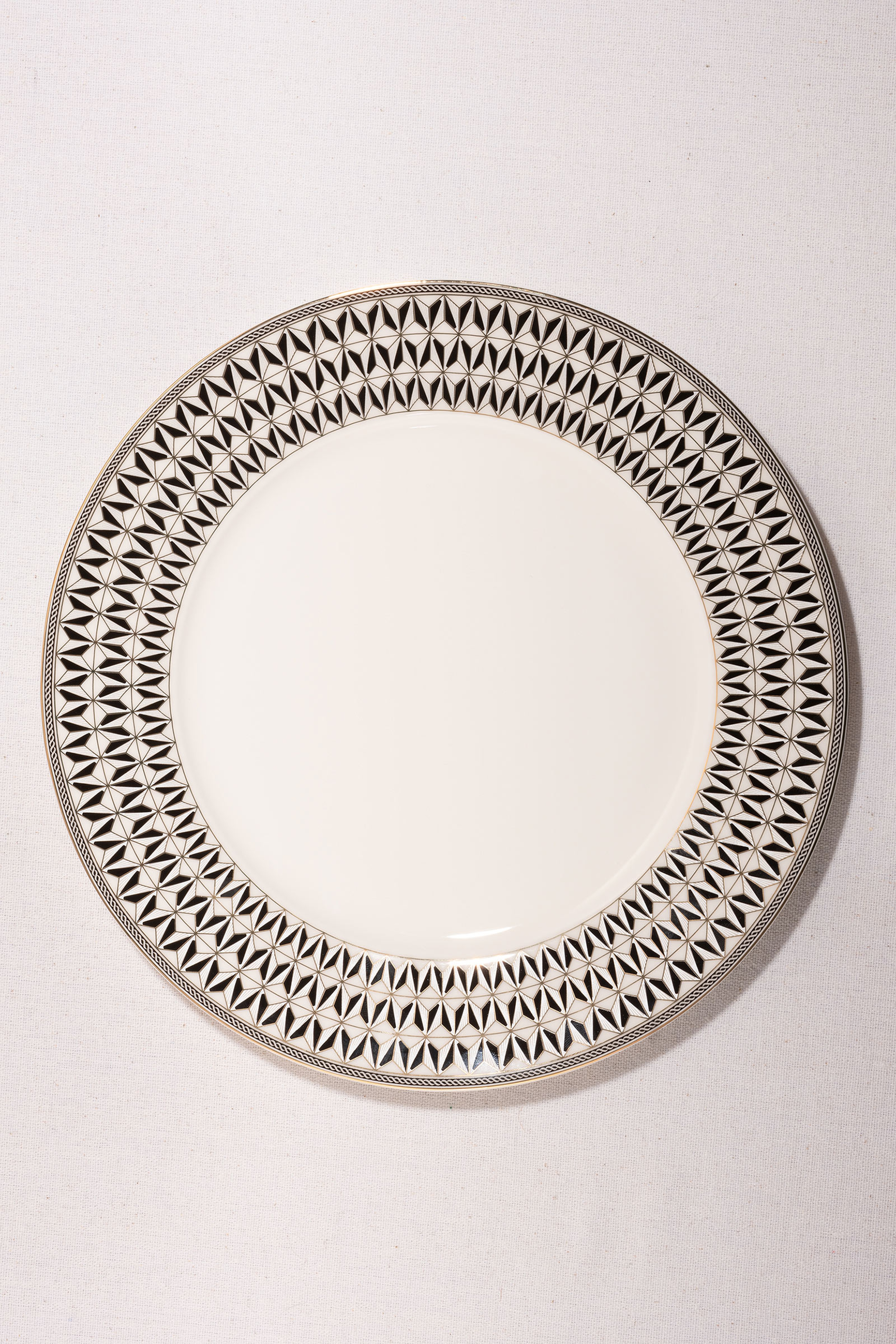 Eternal Porcelain Dinner Plate