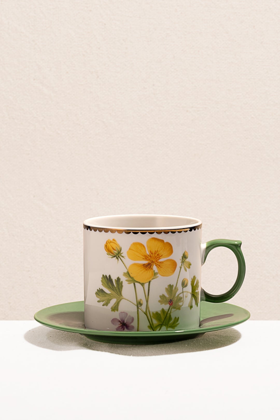 Flora Porselen Çay Fincanı Sarı