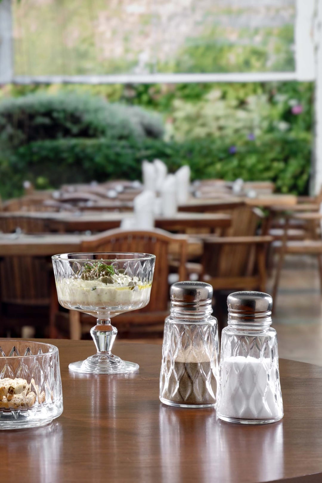 Leafy Tuzluk-Biberlik