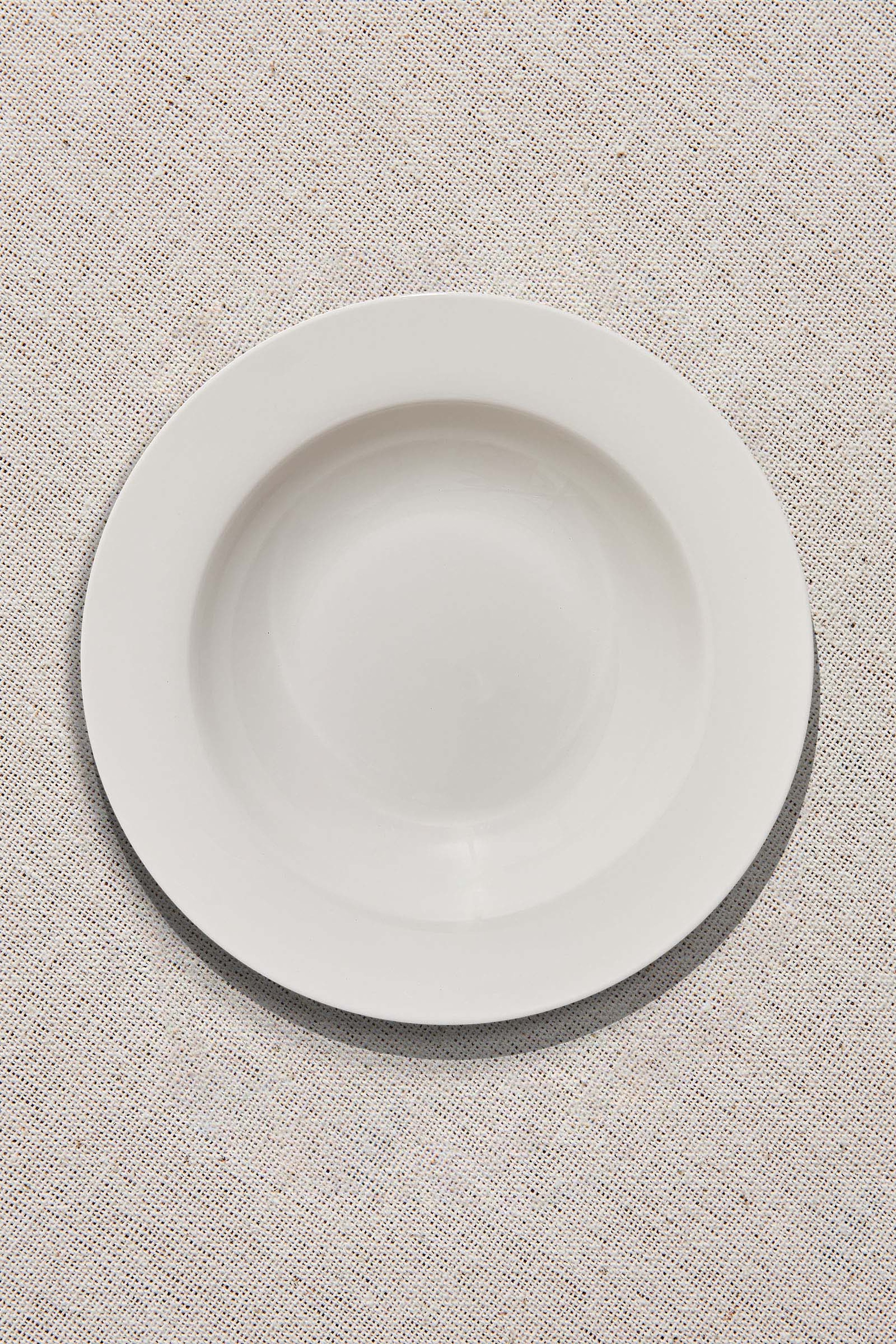 Blank 2 Beyaz Porselen Çukur Tabak