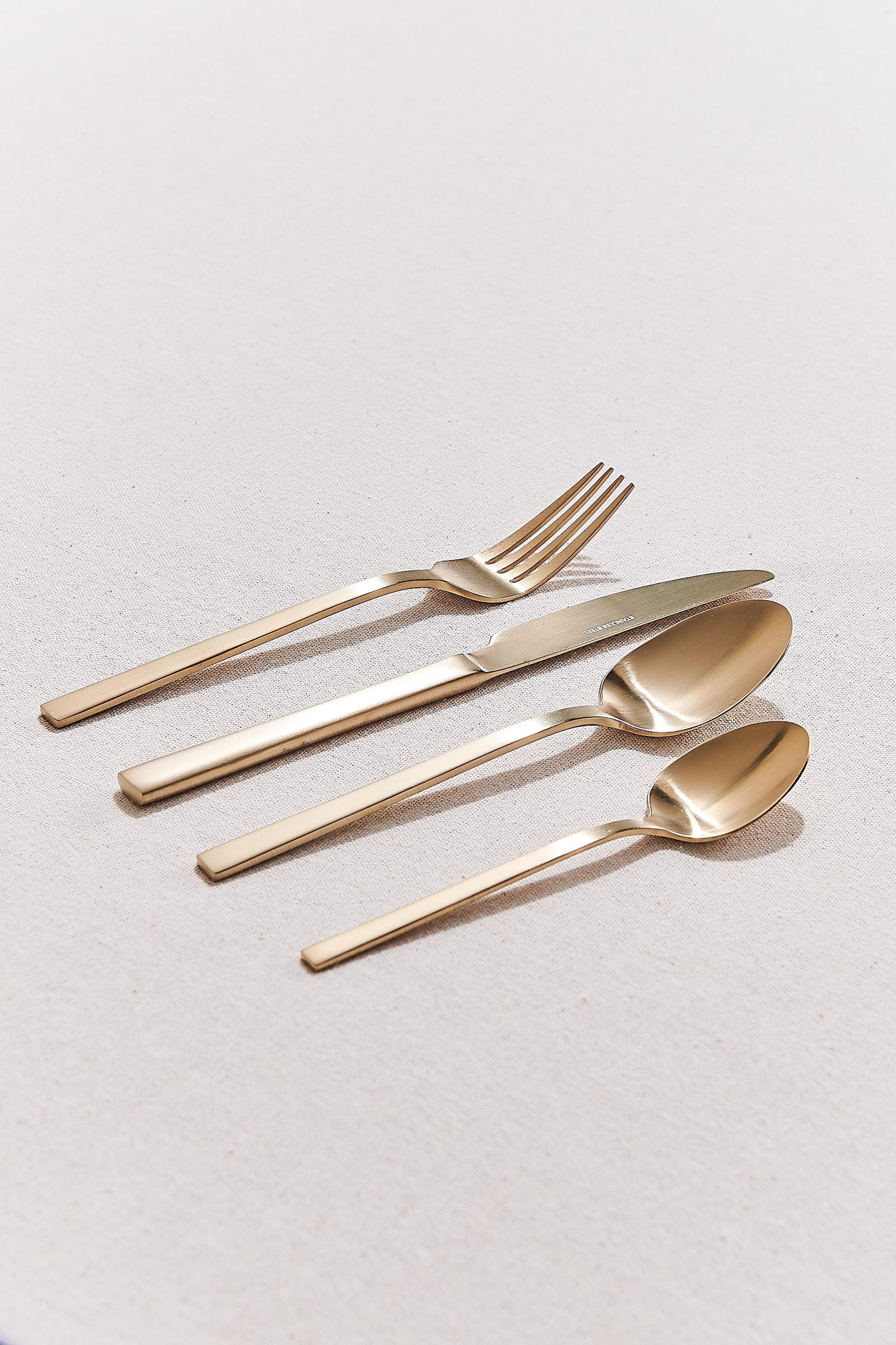 Palos Cutlery Set 24 Pieces