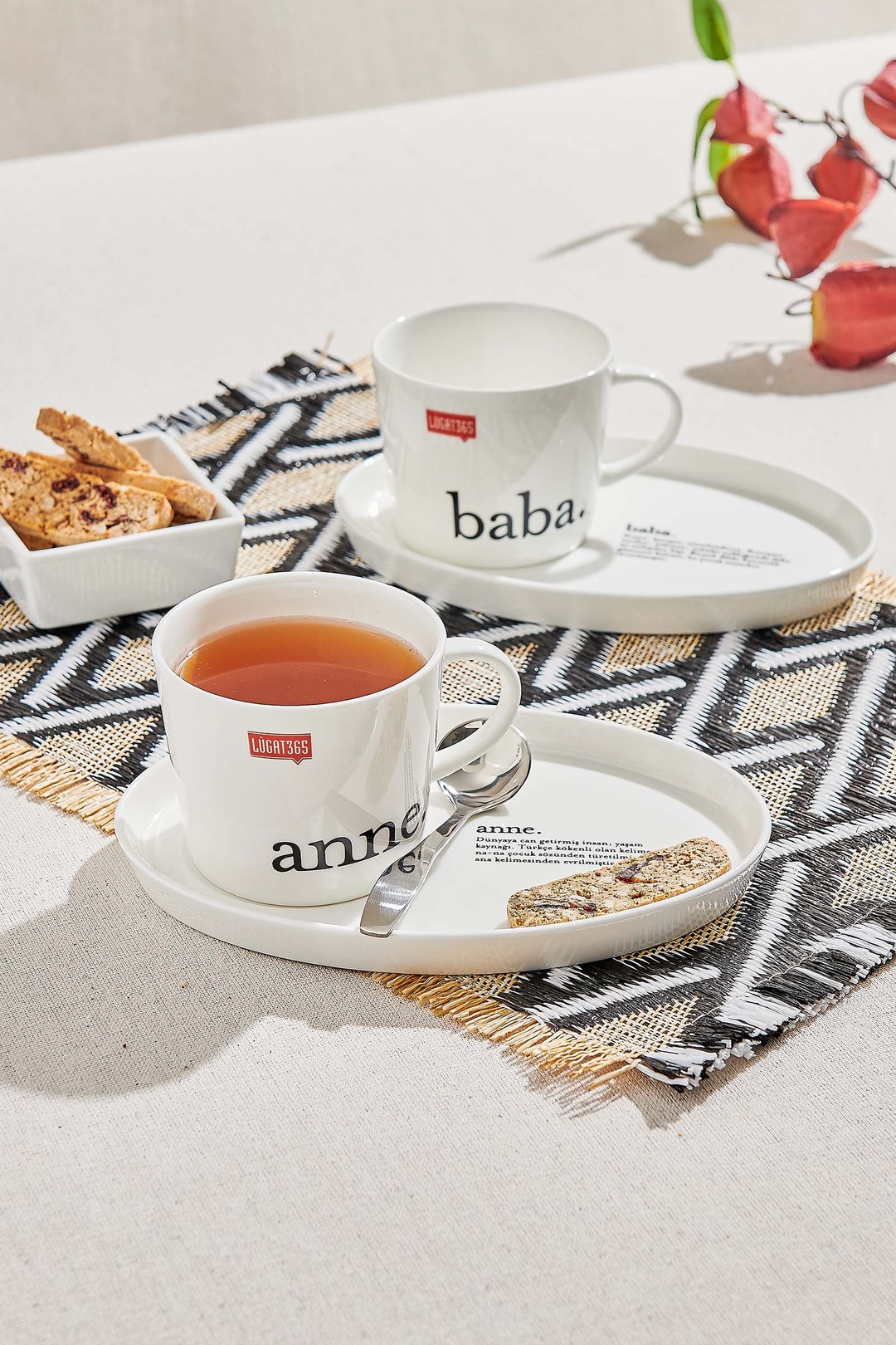 LÜGAT 365 "Baba" Porselen Çay Fincanı 250 cc
