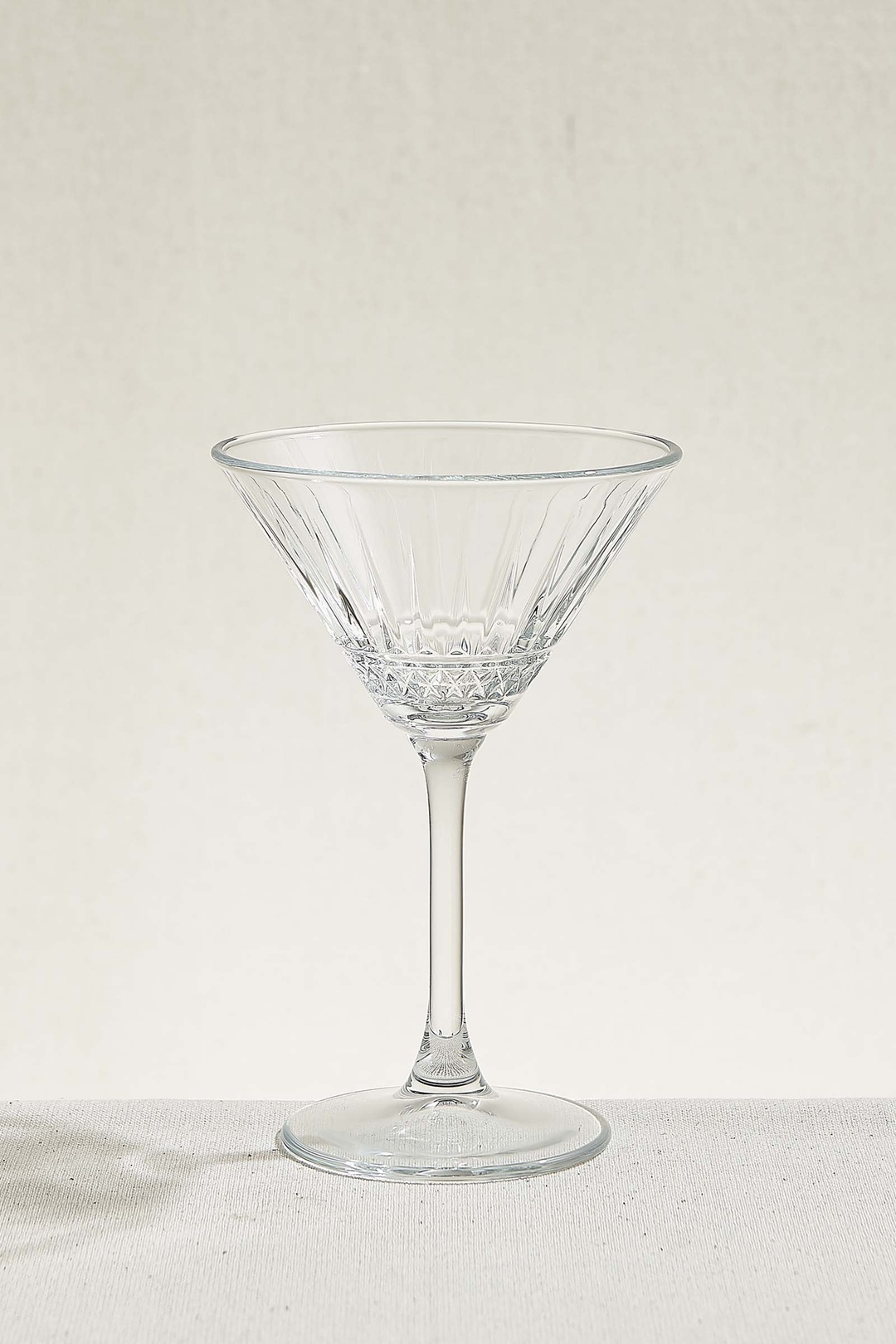 Elysia Martini Bardağı 220 CC