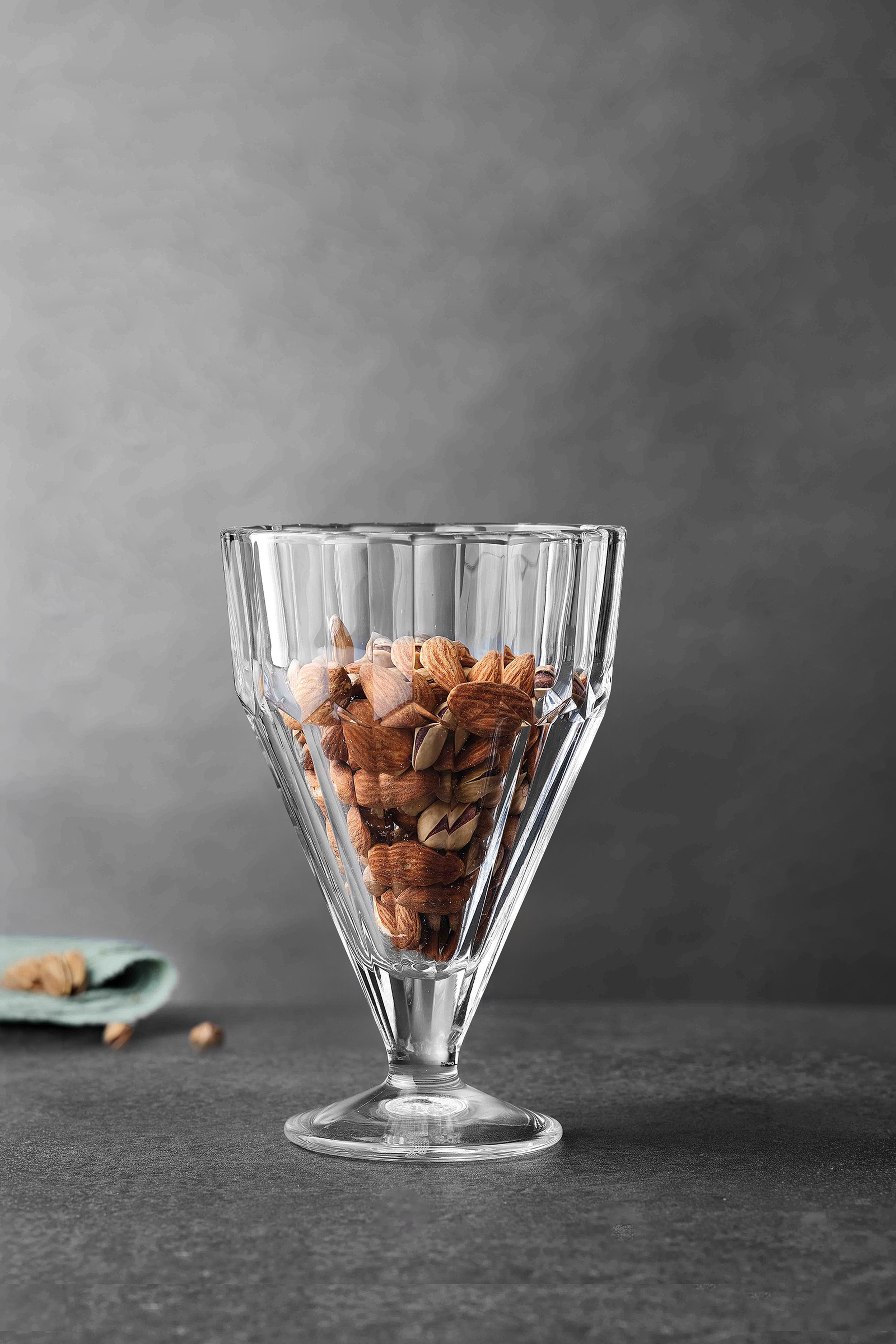 Pleats Ice Cream Container 430 CC