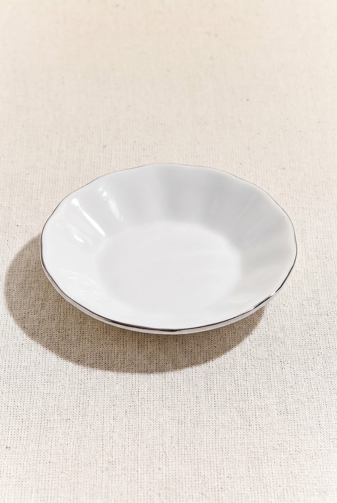 Bant Porselen Çay Tabağı Platin