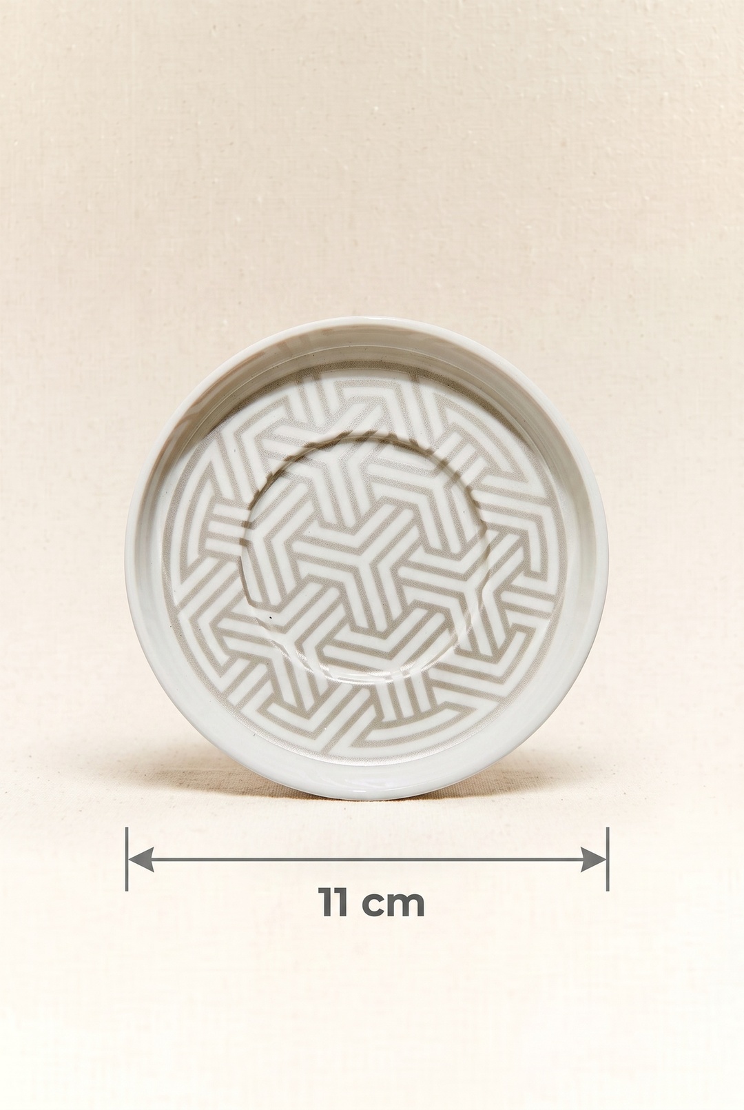 Geometrik Porselen Çay Tabağı Silver