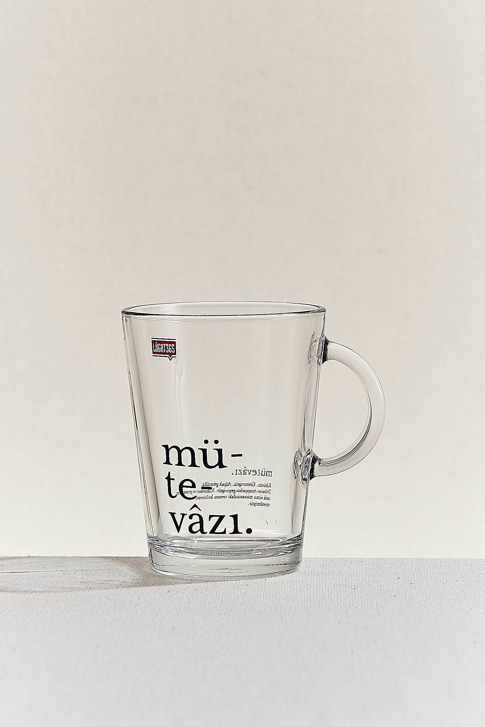 Lügat 365 Mütevazı Kupa